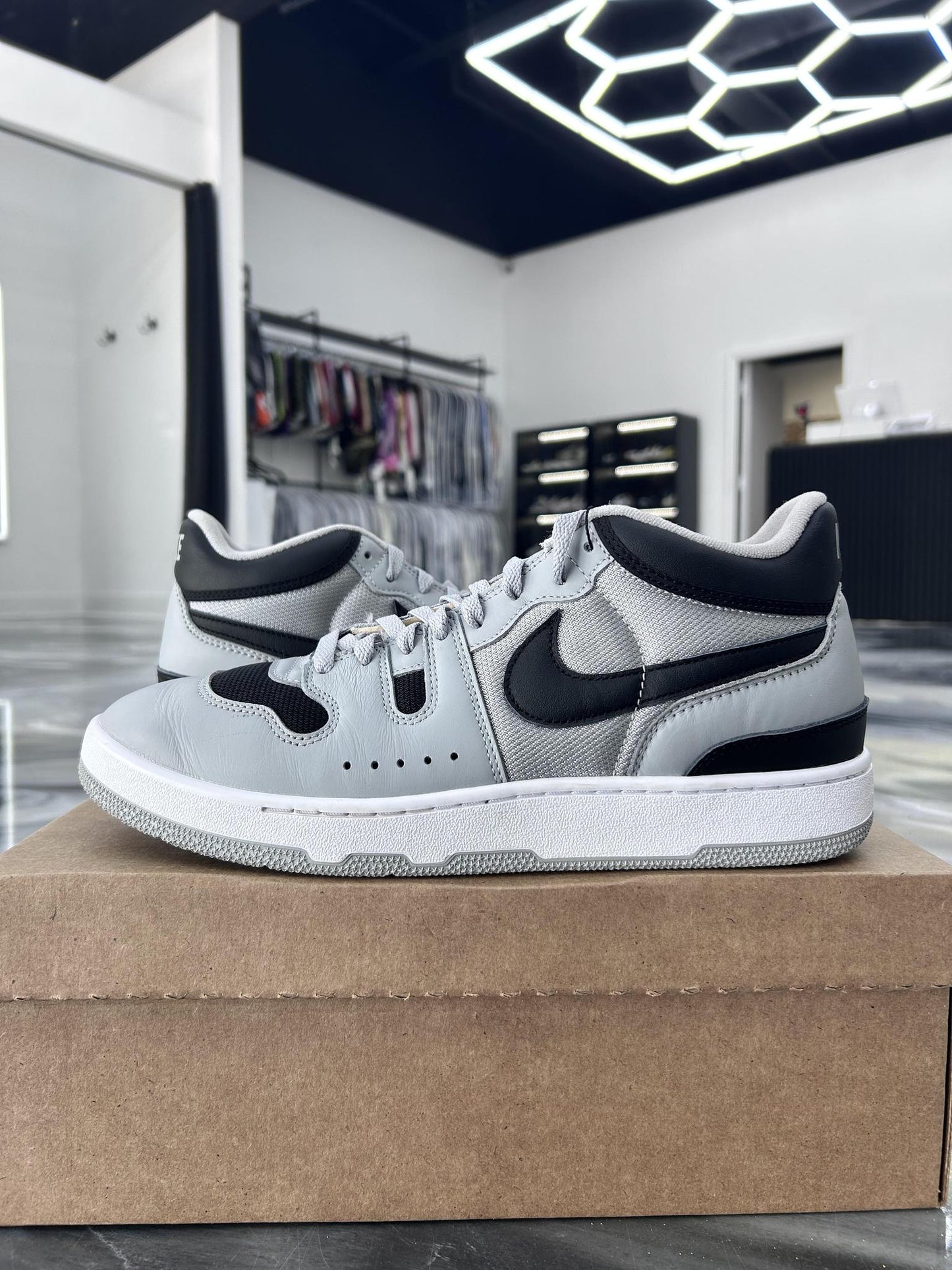 Nike Mac Attack "Light Smoke Grey" Used Size 12