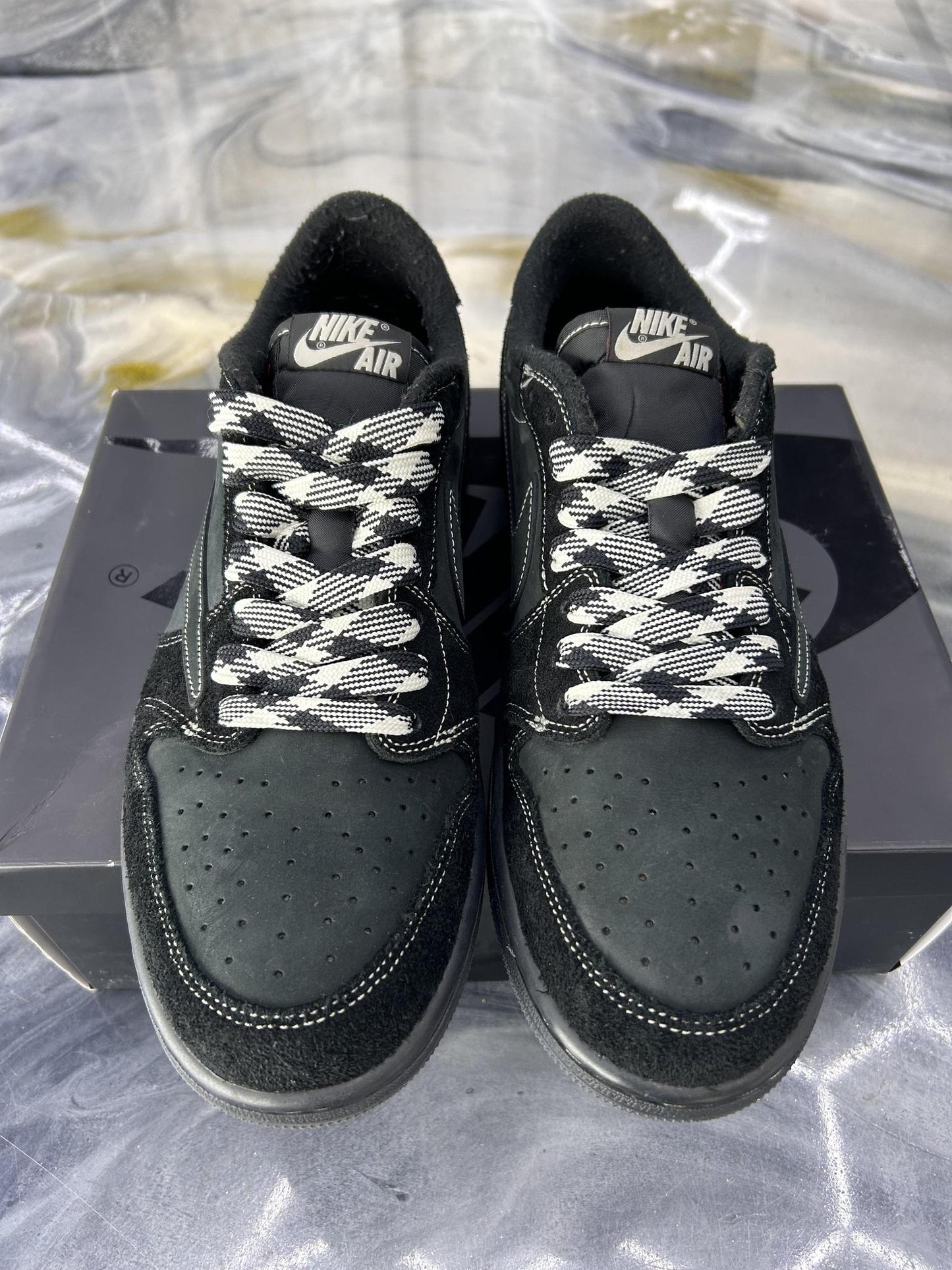 Jordan 1 Travis Scott "Phantom" Used Size 13
