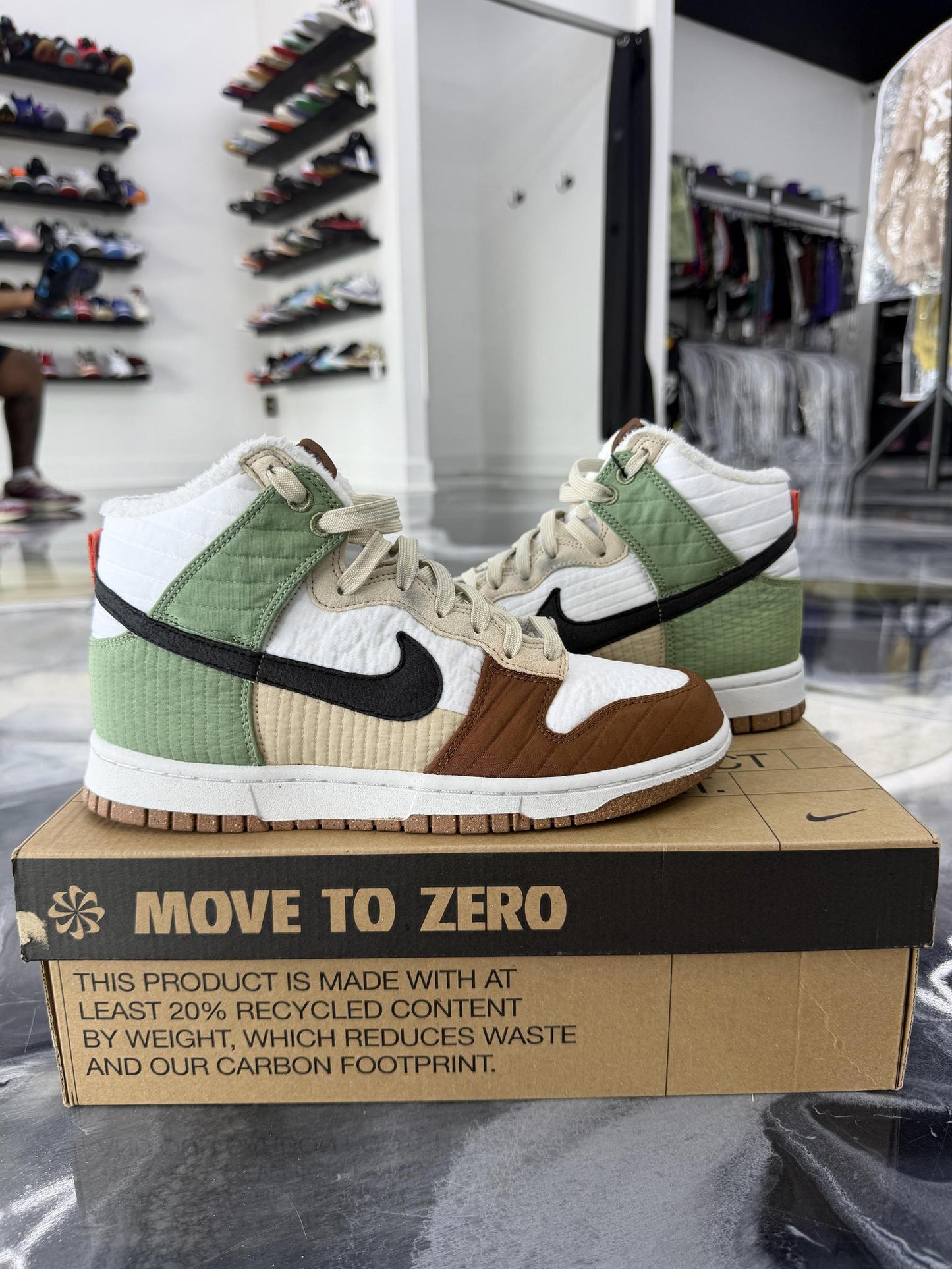 Nike Dunk High "Summit White" Used Size 6Y/7.5W