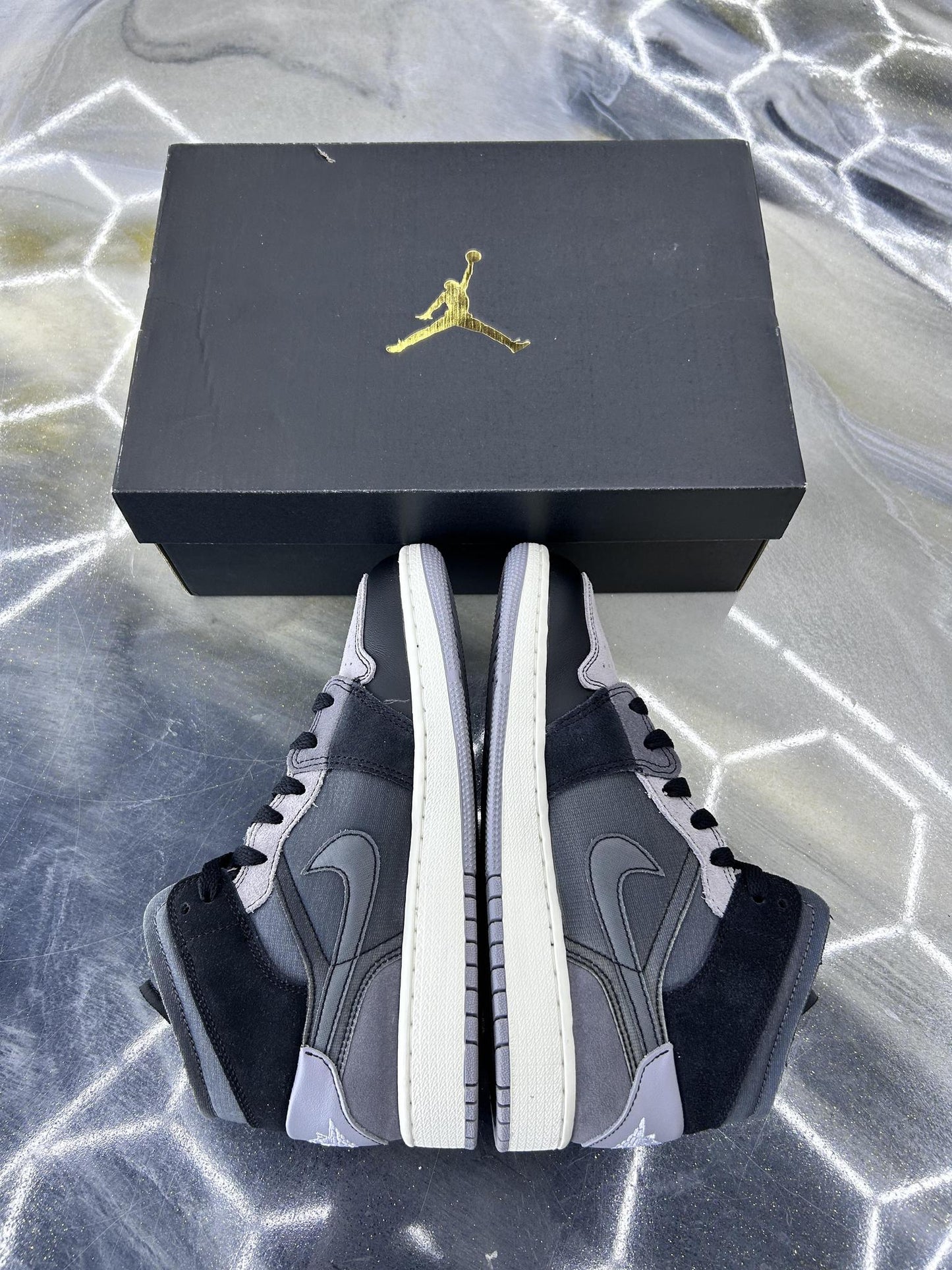 Jordan 1 Mid "Craft Inside Out Black" Used Size 5.5Y/7W