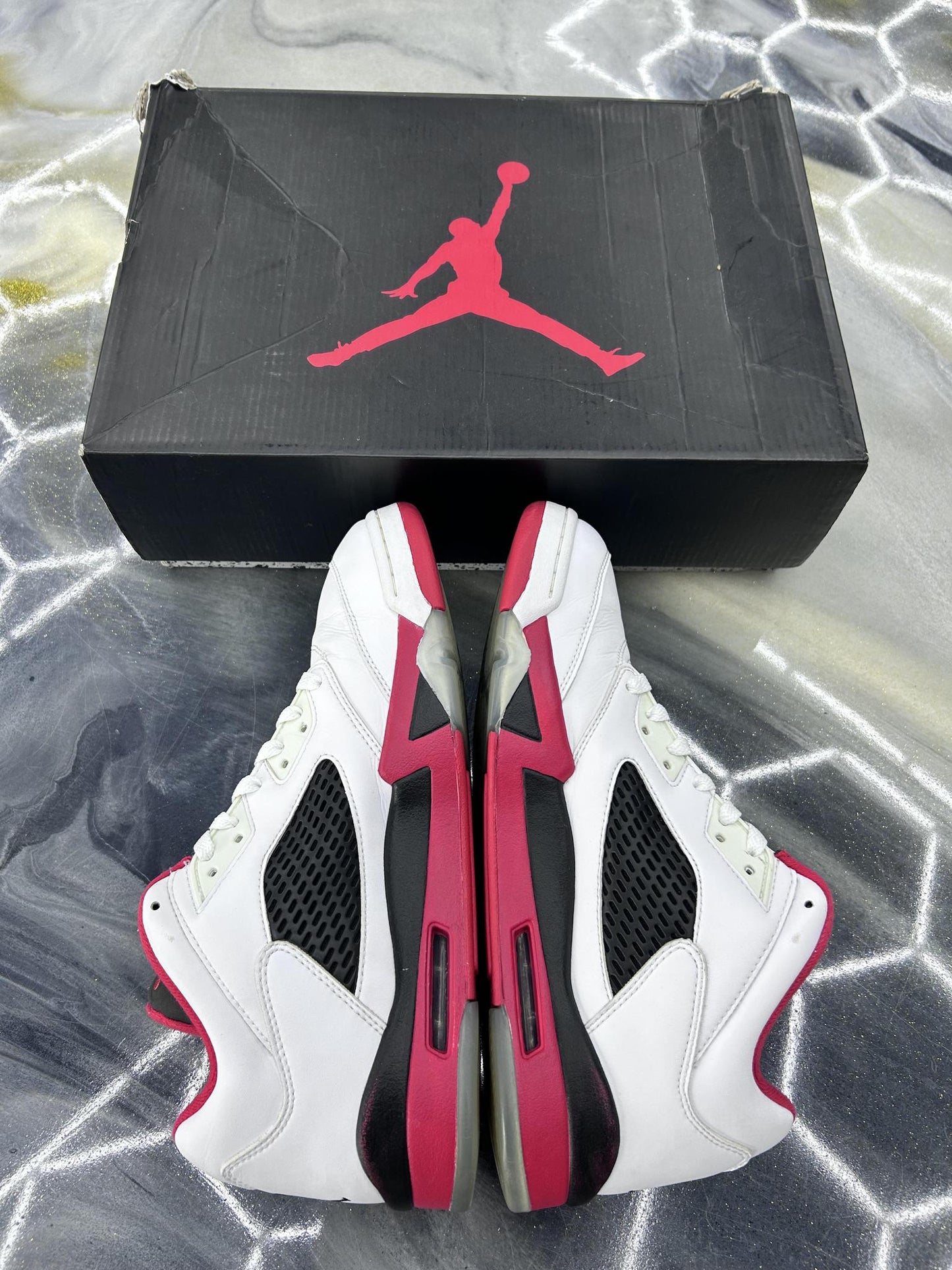 Jordan 5 Low "Fire Red" Size 9