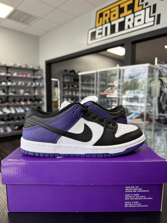 Nike SB Dunk Low "Court Purple" Used Size 5.5Y/7W