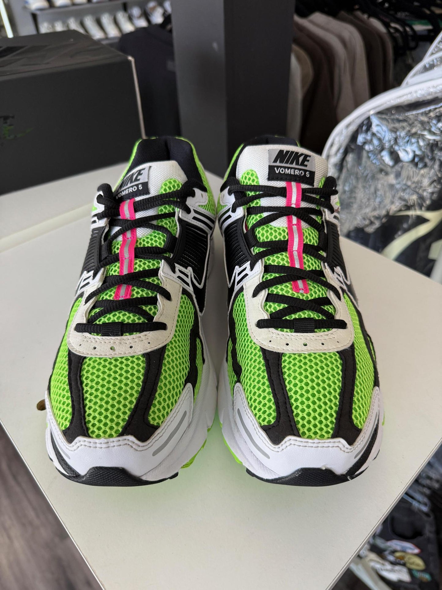 Nike Vomero 5 "Electric Green" Used Size 11.5