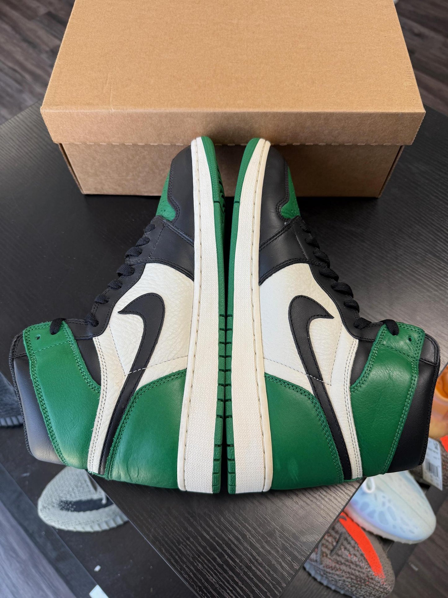 Jordan 1 "Pine Green" Used Size 12