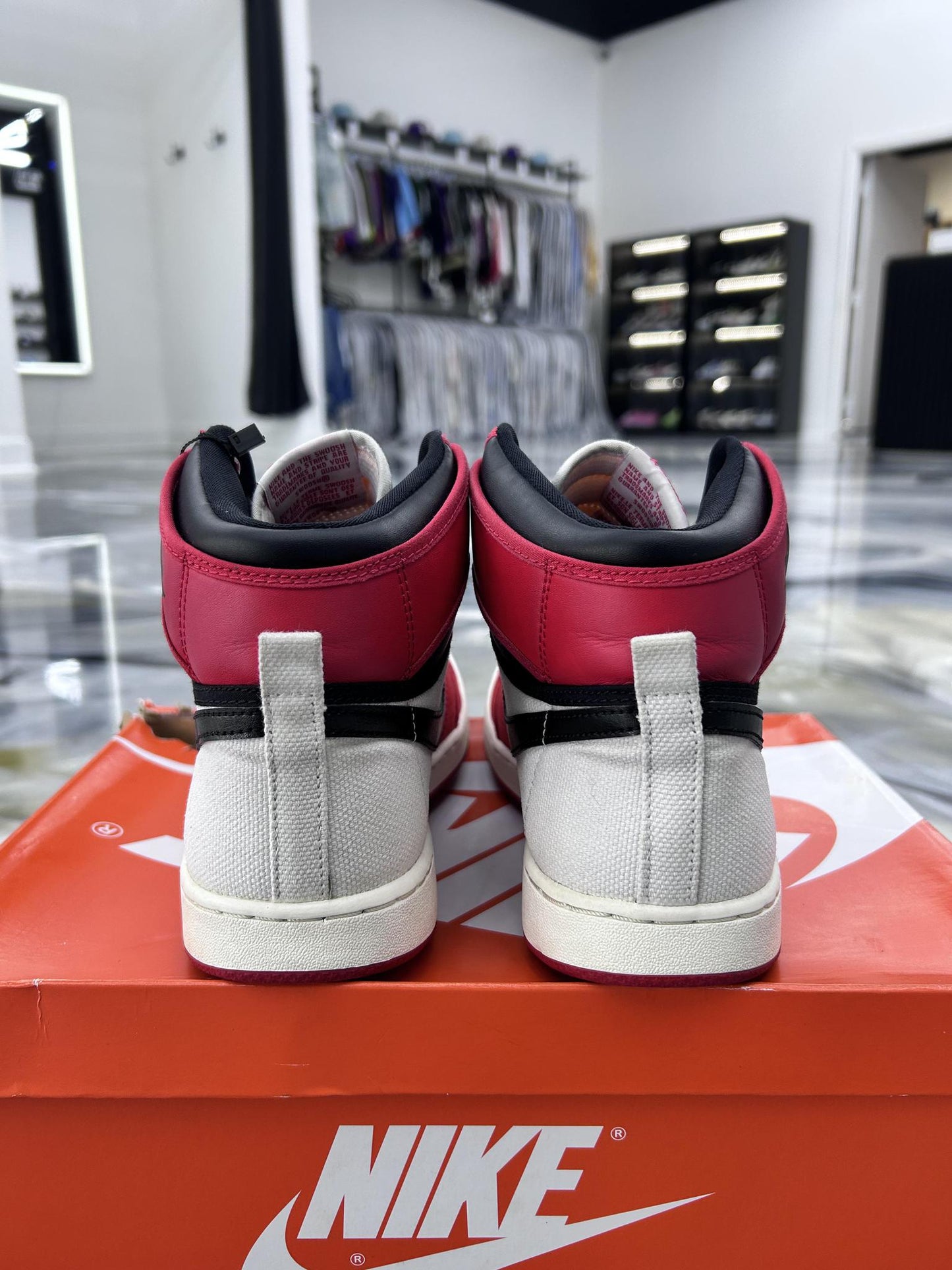 Jordan 1 AJKO "Bred" Used Size 8.5