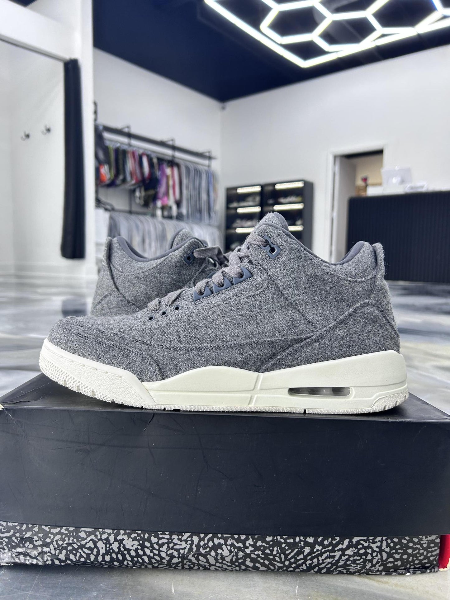 Jordan 3 "Wool" Used Size 12
