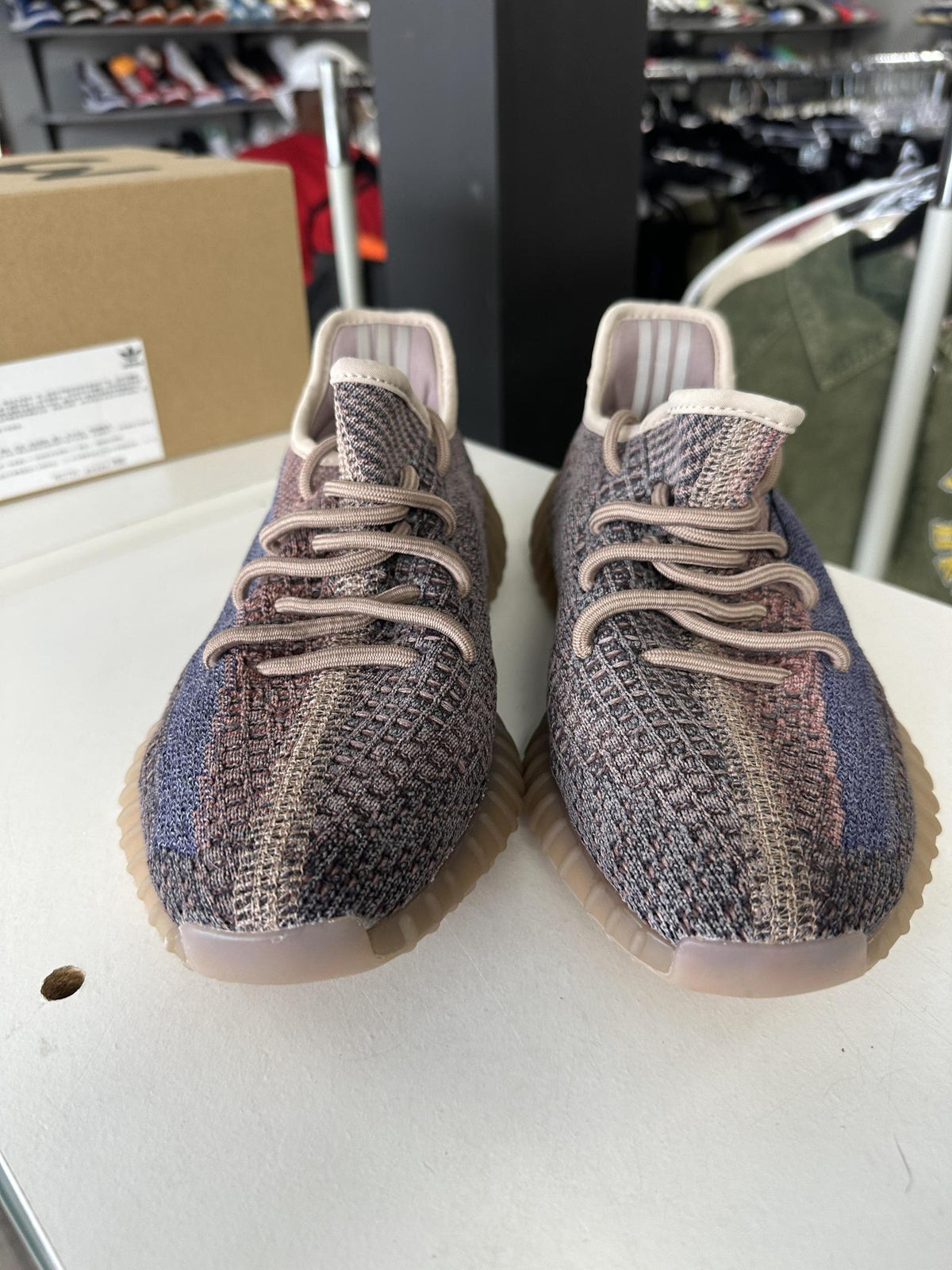 Adidas Yeezy 350 V2 "Fade" Used Size 6.5Y/8W
