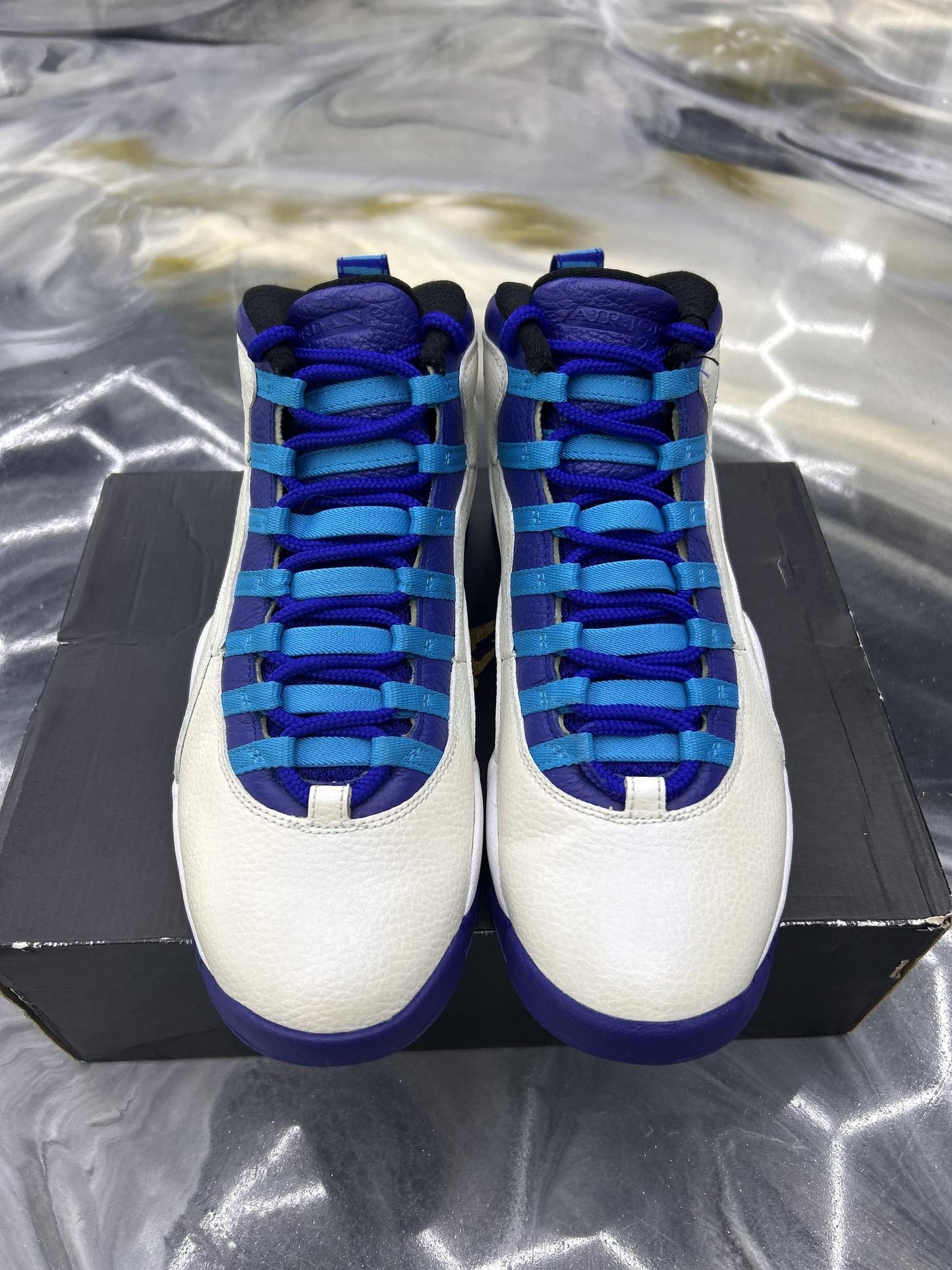 Jordan 10 "Charlotte" Used Size 9