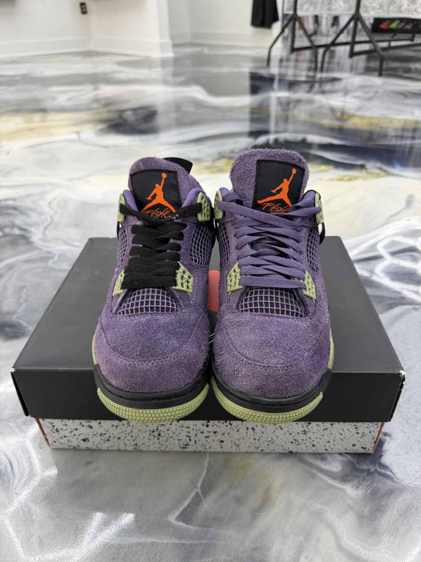 Jordan 4 Canyon Purple Used Size 7.5