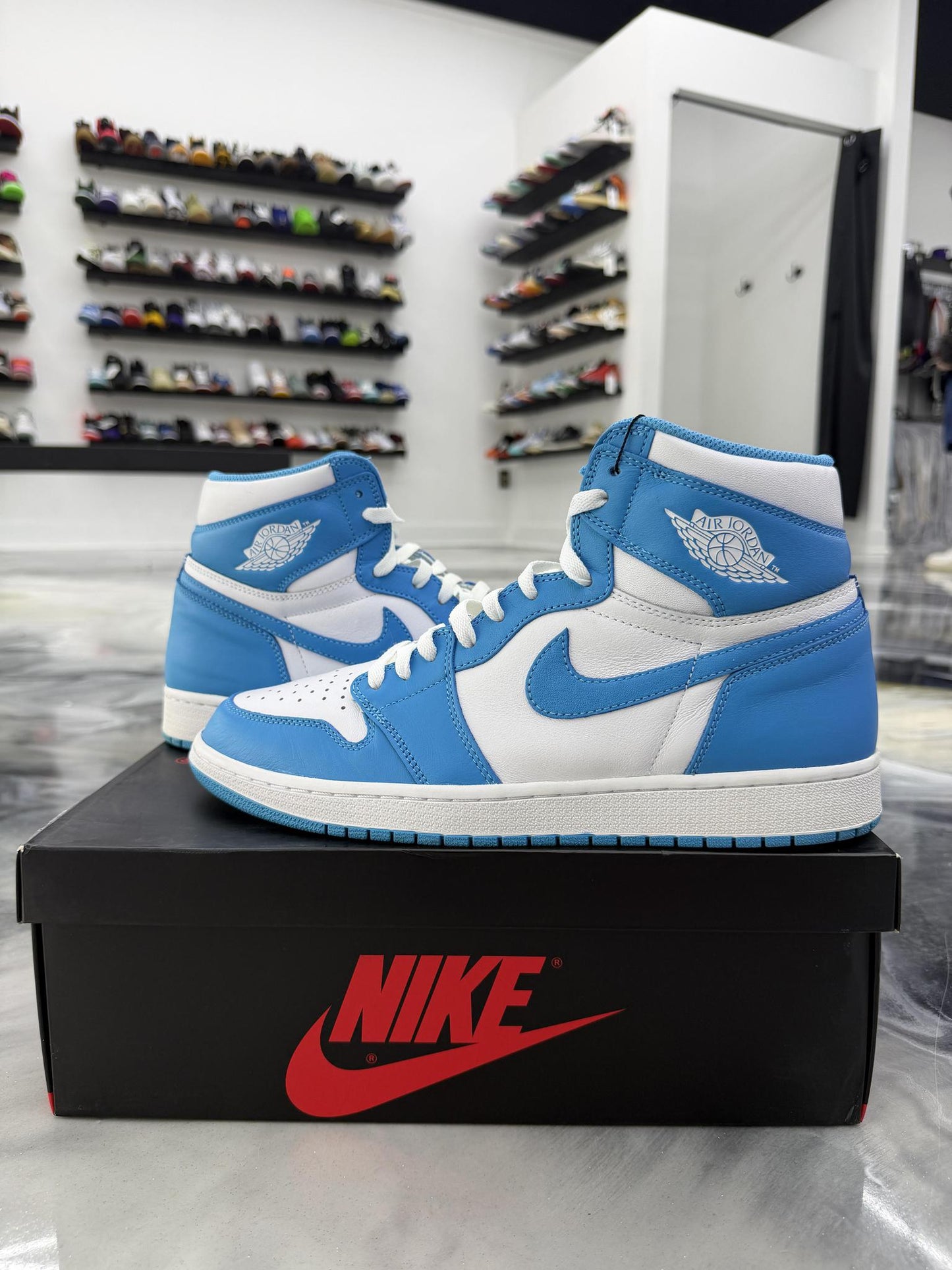 Jordan 1 UNC Used Size 12