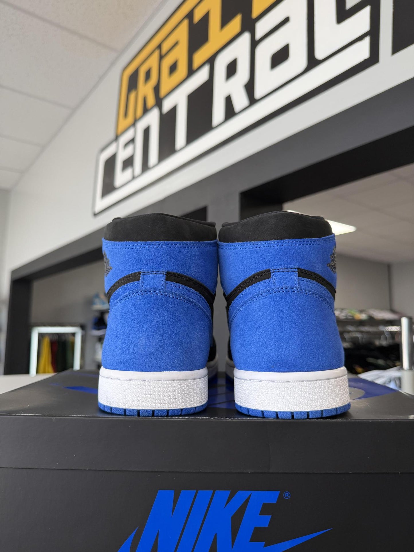 Jordan 1 "Royal Reimagined" Used Size 10