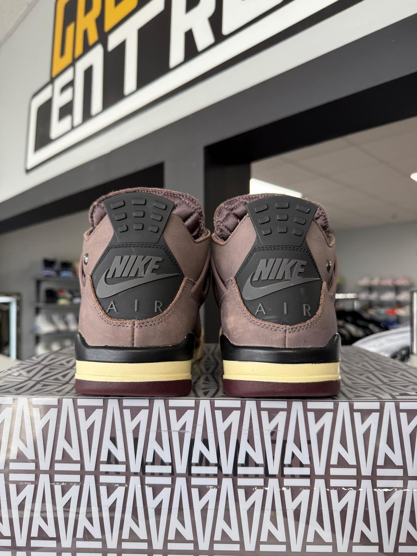 Jordan 4 x A Ma Maniere "Violet Ore" Used Size 9.5