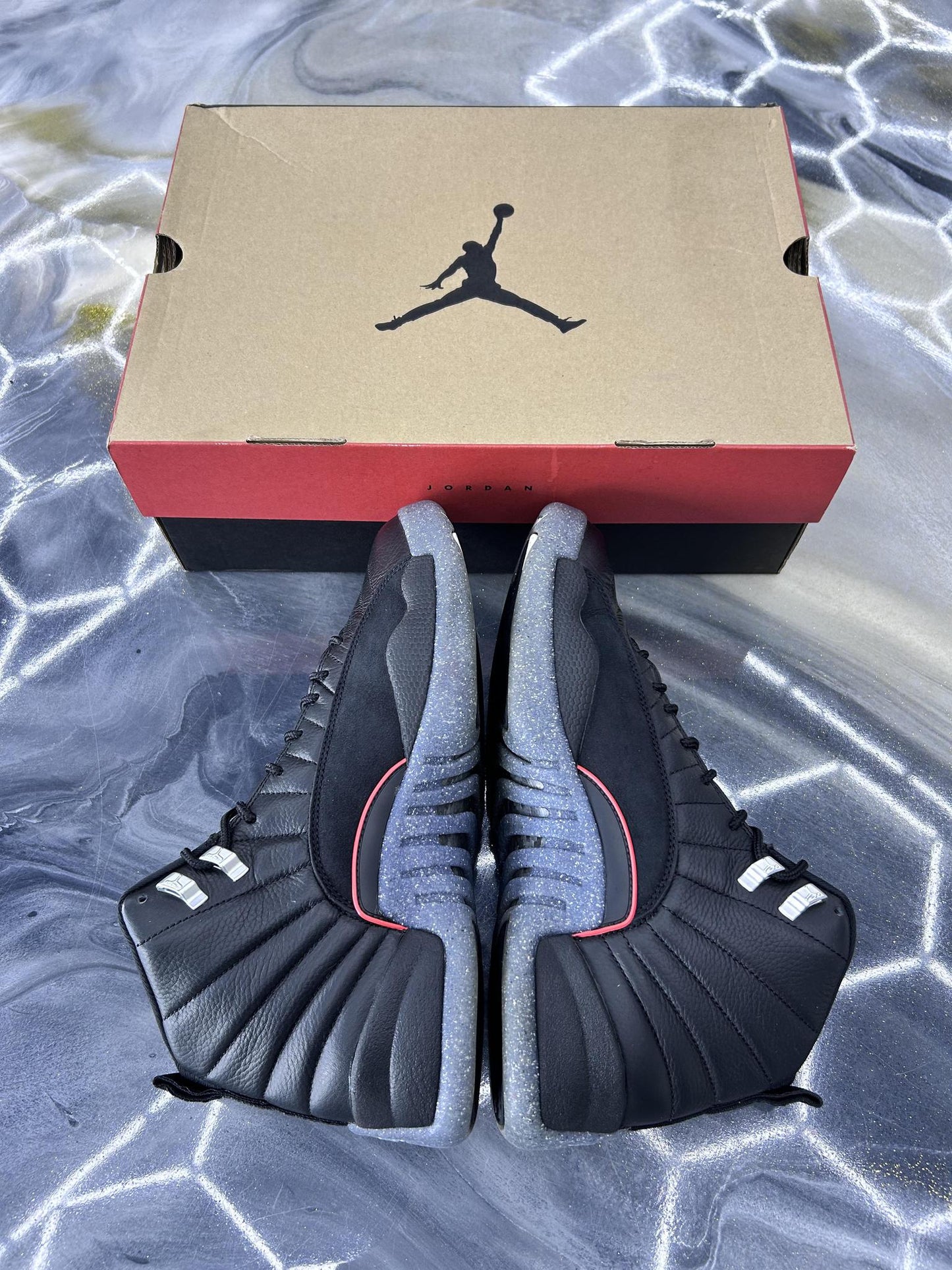 Jordan 12 "Utility" Used Size 10.5
