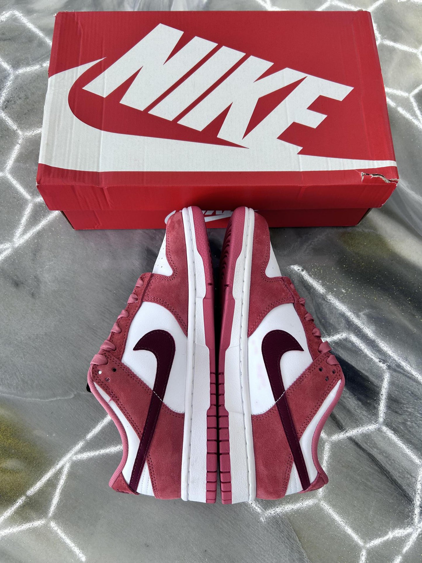 Nike Dunk Low "Valentine's Day" Used Size 6.5Y/8W