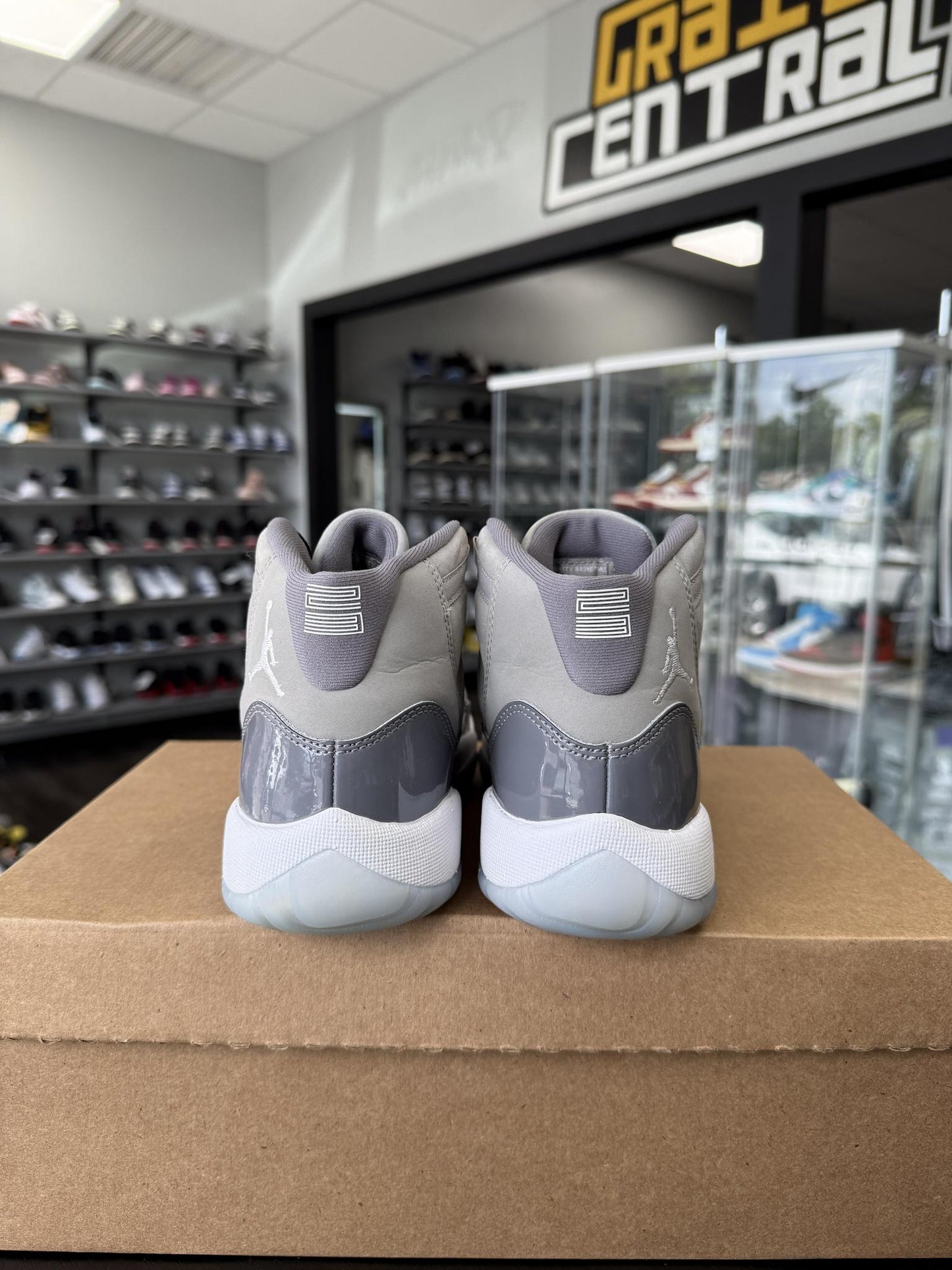 Jordan 11 "Cool Grey" Used Size 4.5Y/6W