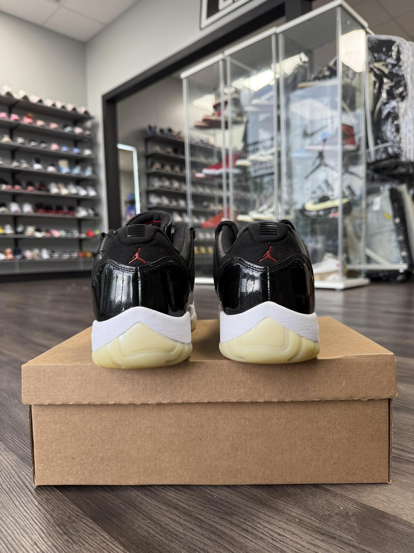 Jordan 11 Low 72-10 Used Size 14
