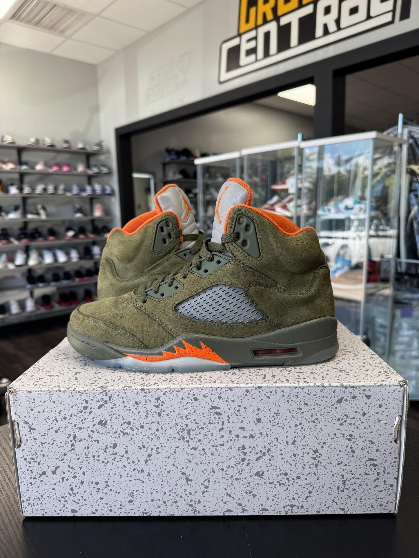 Jordan 5 "Olive" Used Size 8