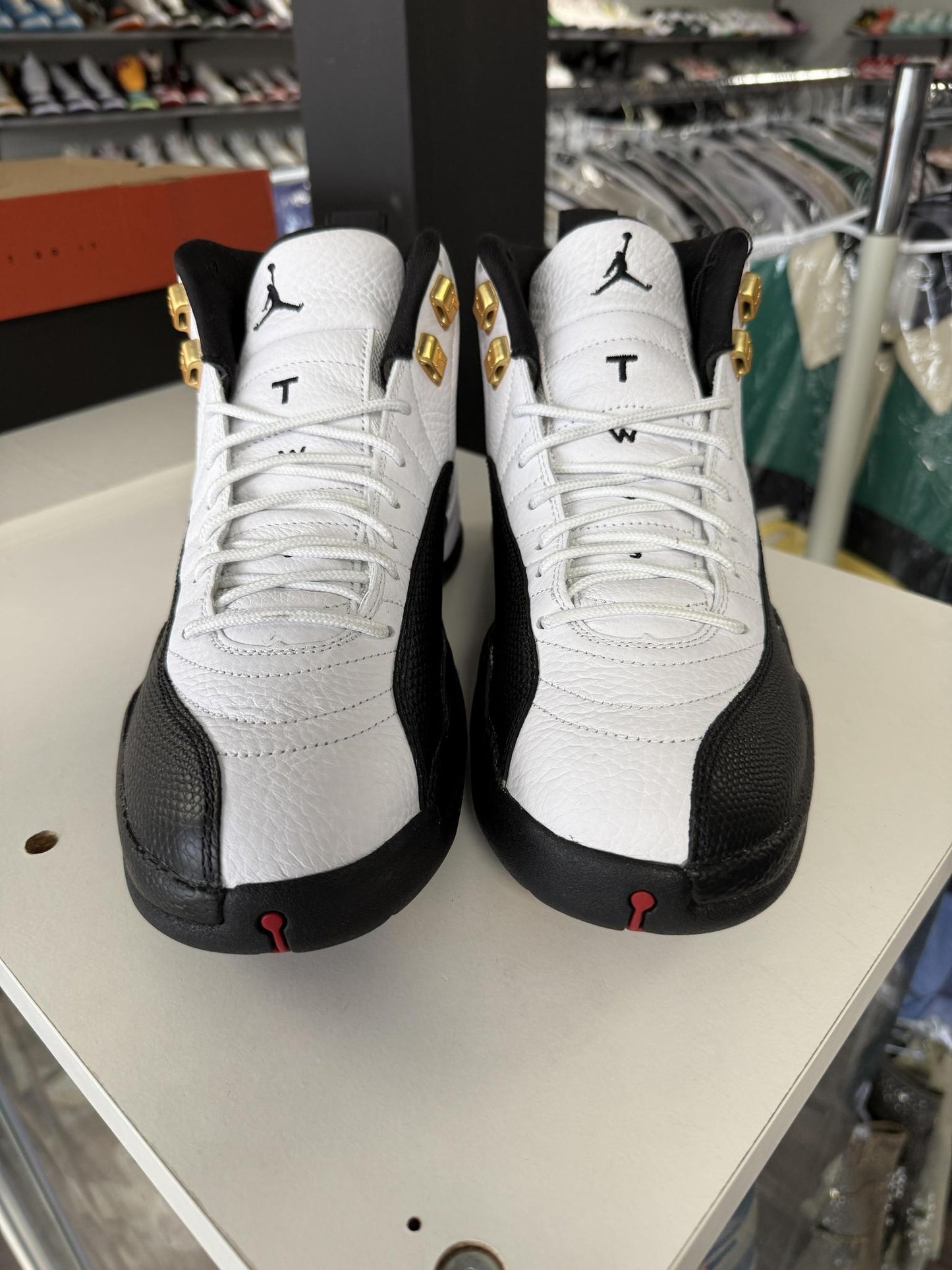 Jordan 12 "Taxi" Used Size 10