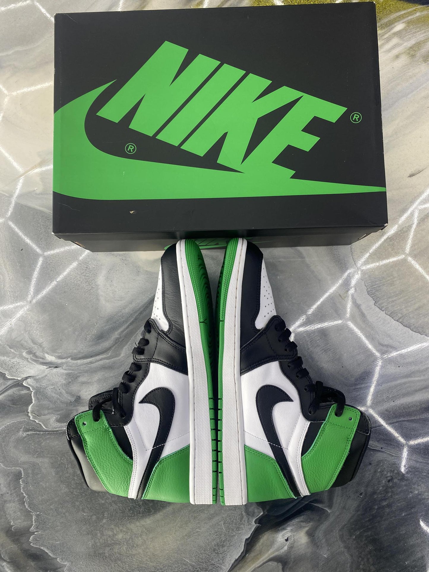 Jordan 1 "Lucky Green" Used Size 12