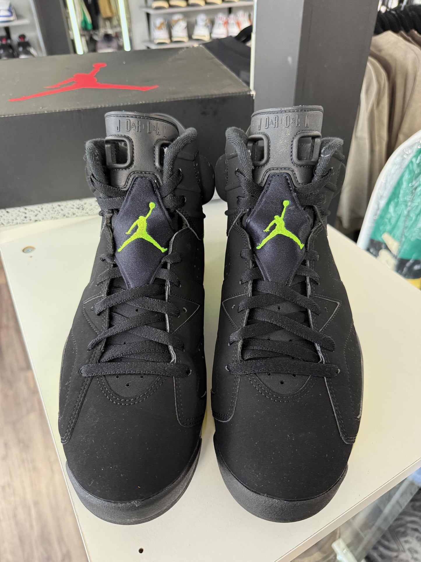 Jordan 6 "Electric Green" Used Size 12