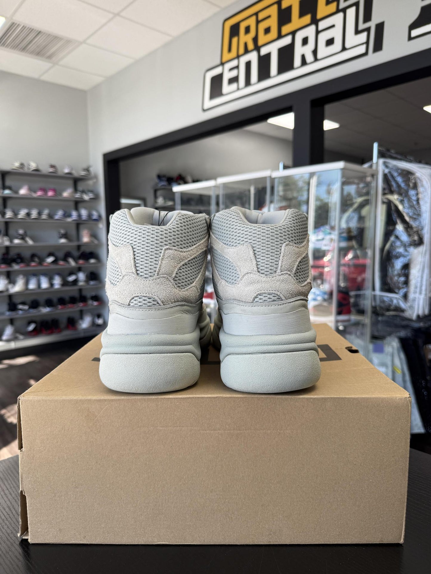 Yeezy DSRT Boot "Salt" Used Size 9.5