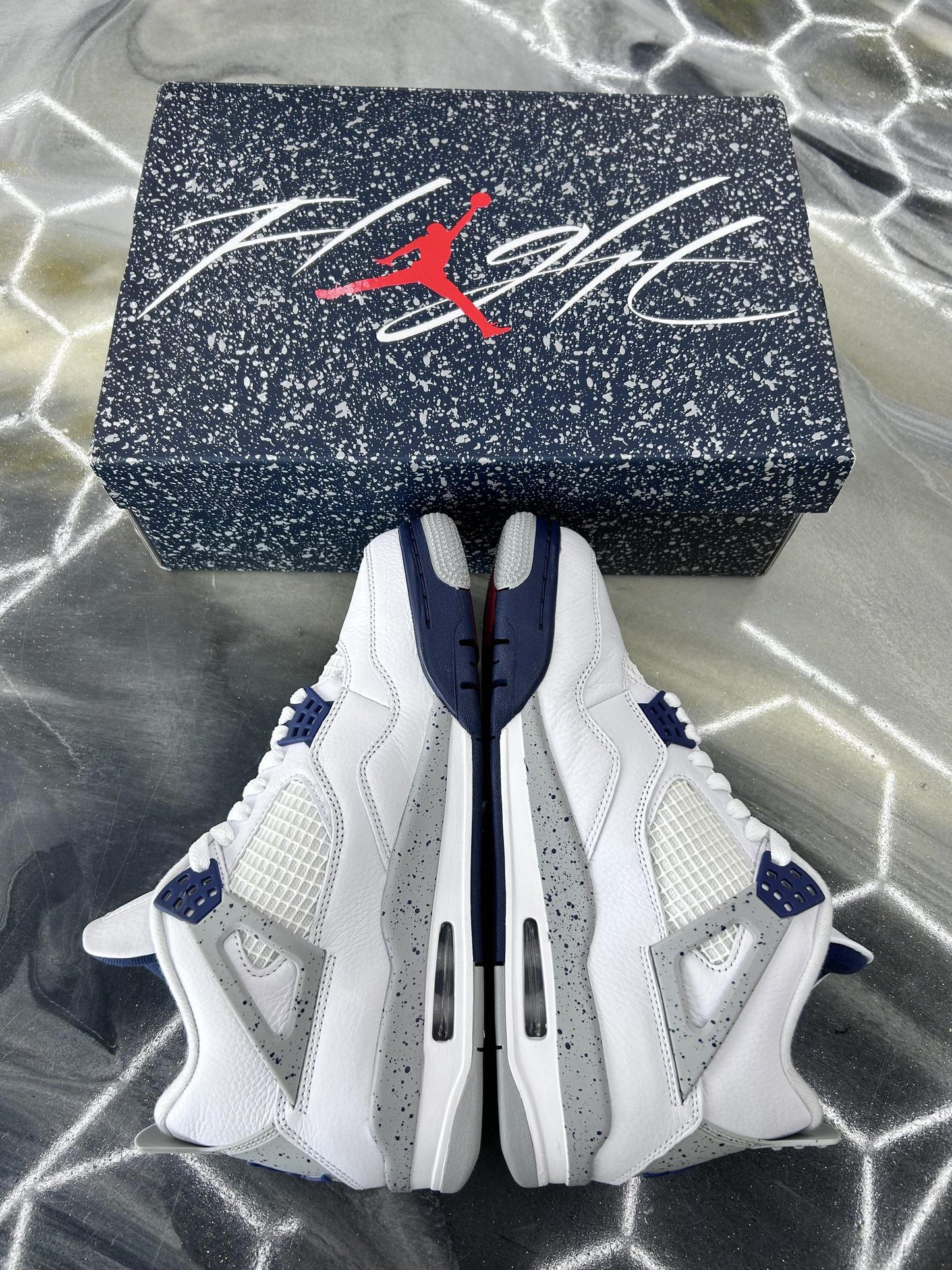 Jordan 4 "Midnight Navy" Used Size 9