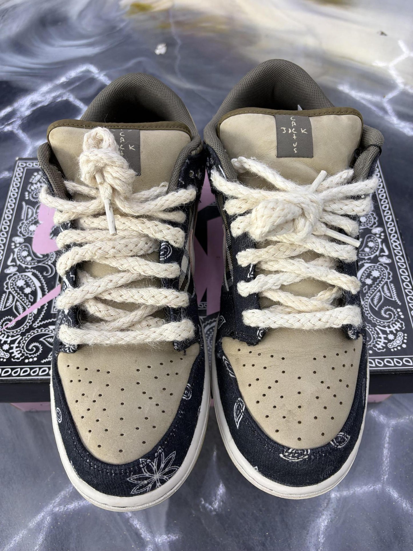 Nike SB Dunk Low X Travis Scott Used Size 8.5