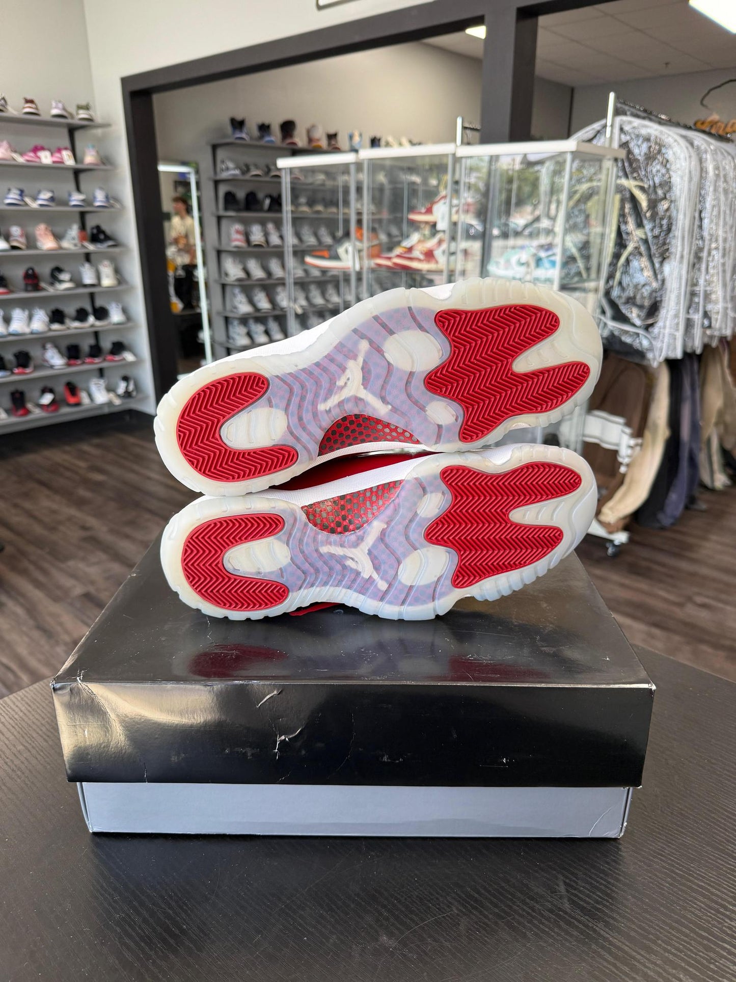 Jordan 11 "Cherry" Used Size 13