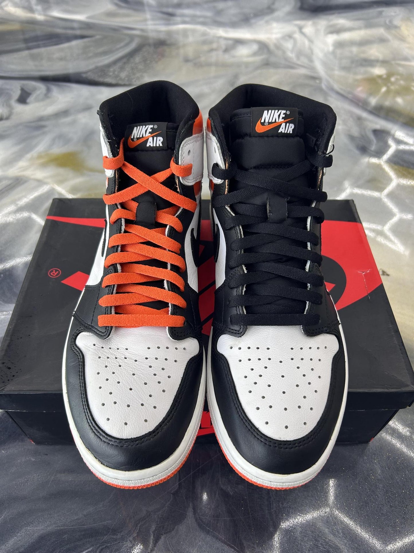 Jordan 1 "Electro Orange" Used Size 12