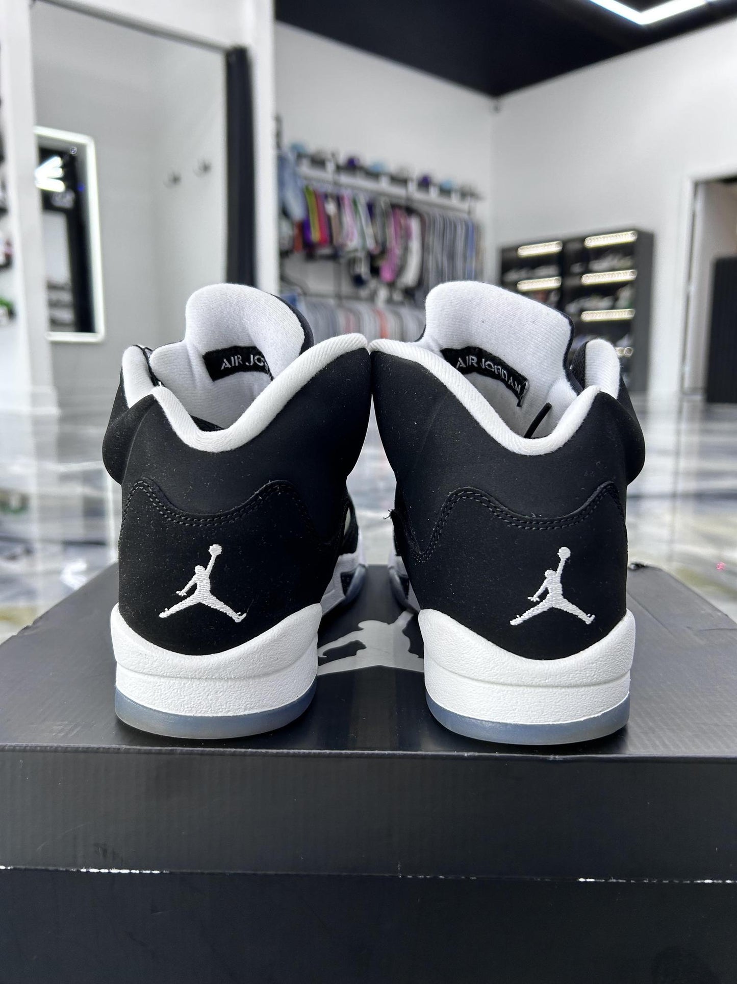 Jordan 5 "Oreo" Used Size 7Y/8.5W