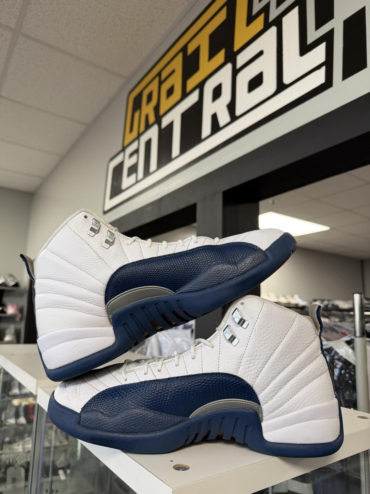 Jordan 12 "French Blue" Used Size 11.5