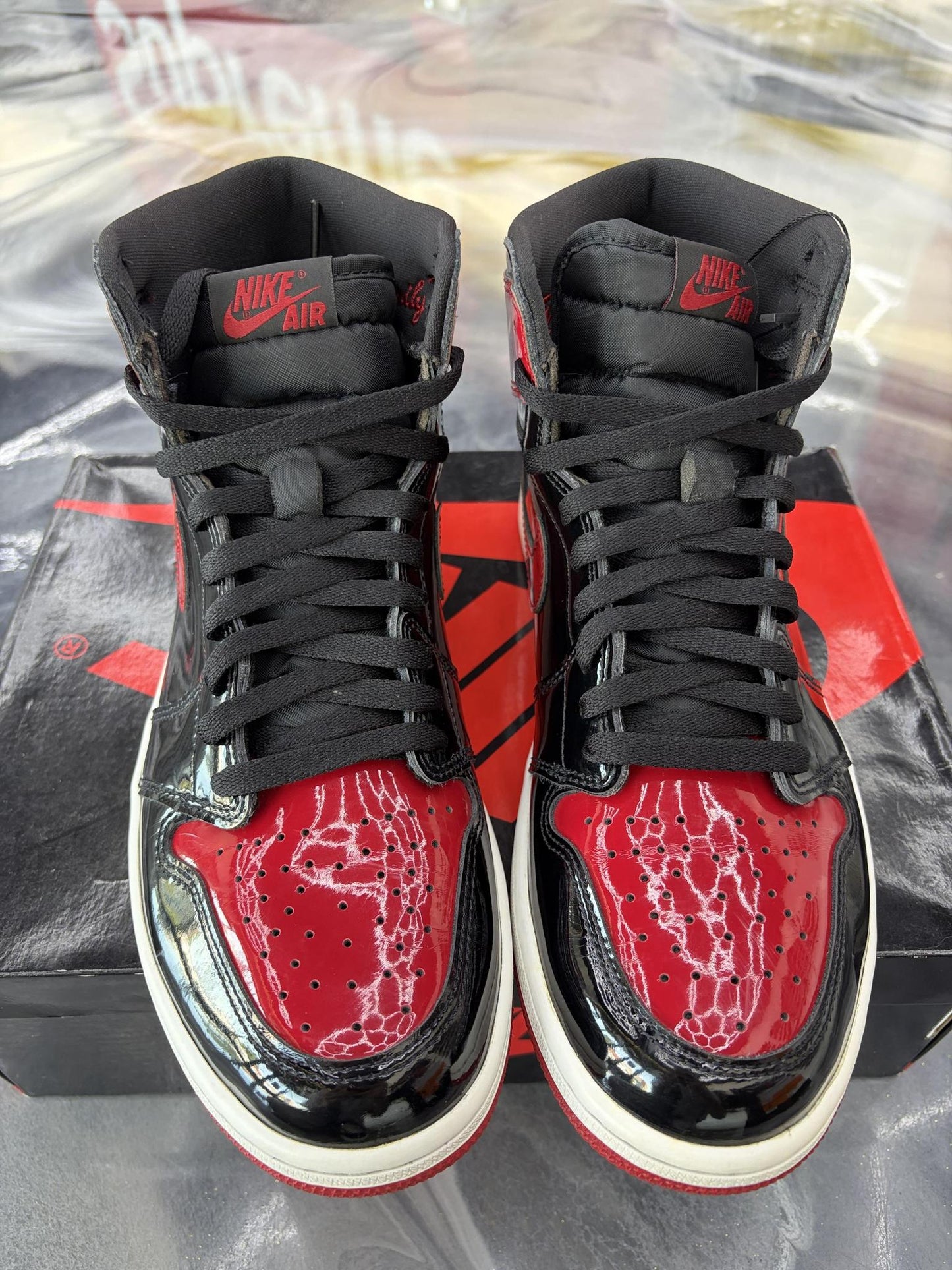 Jordan 1 High "Patent Bred" Used Size 10.5