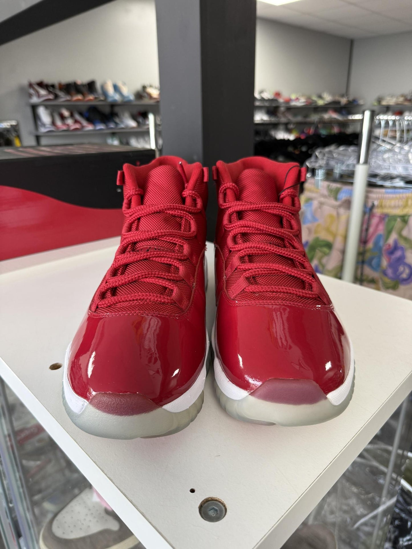Jordan 11 "Win Like '96" Used Size 10.5