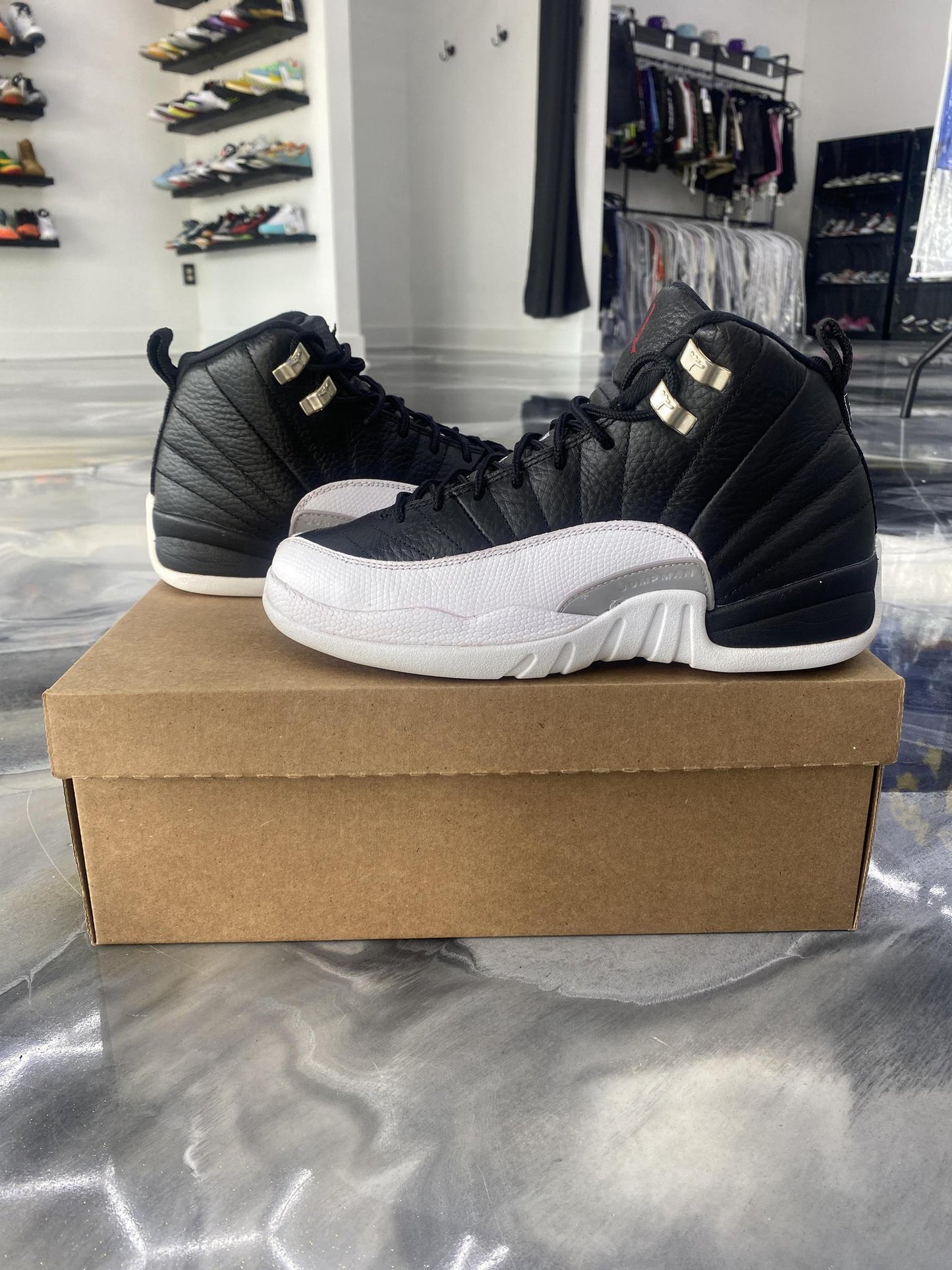 Jordan 12 "Playoff" Used Size 7Y/8.5W