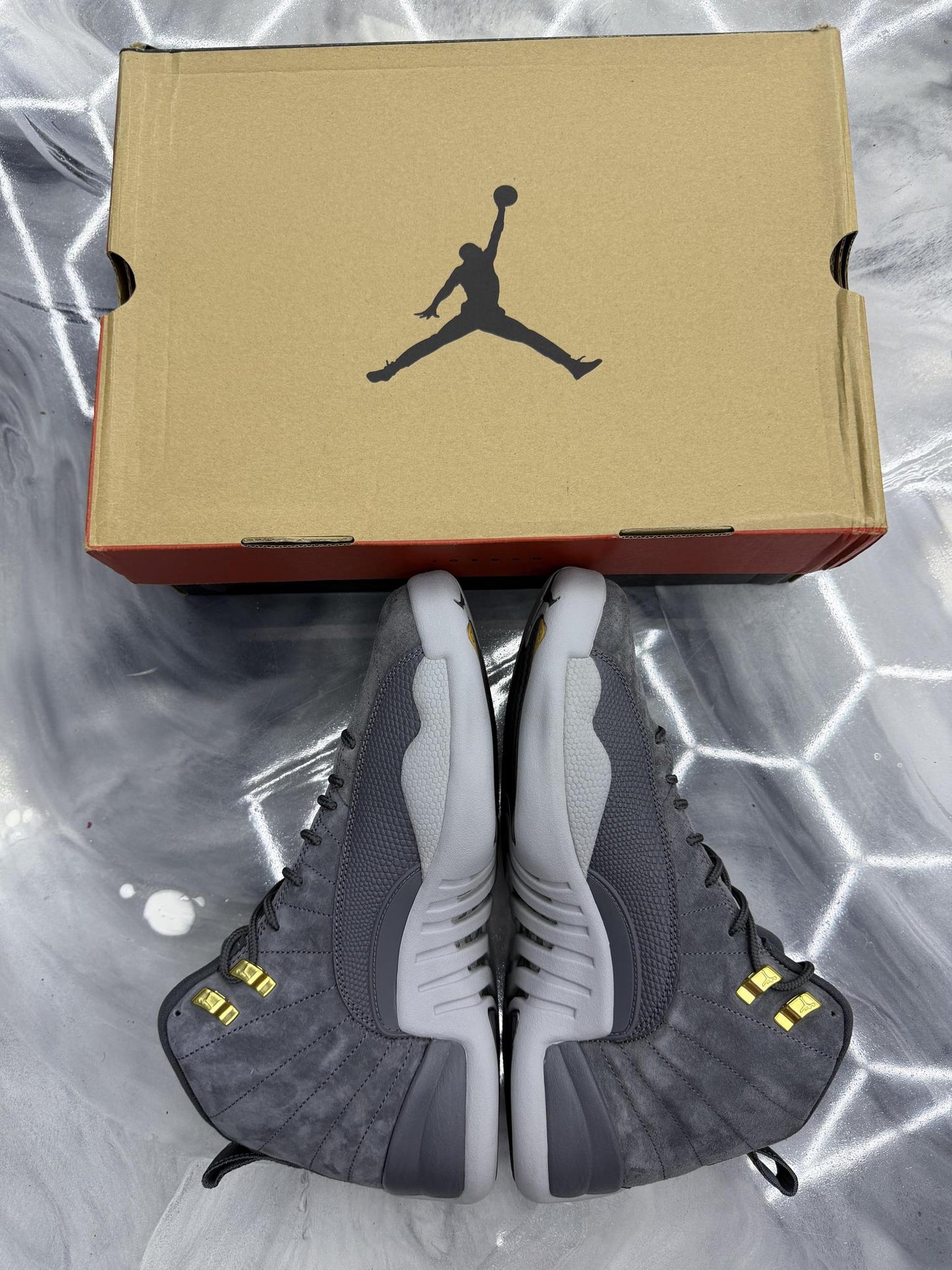 Jordan 12 Dark Grey Used Size 10