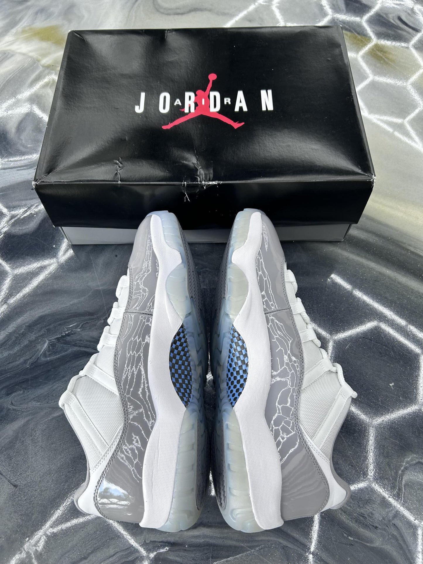 Jordan 11 Low "Cement Grey" Used Size 13