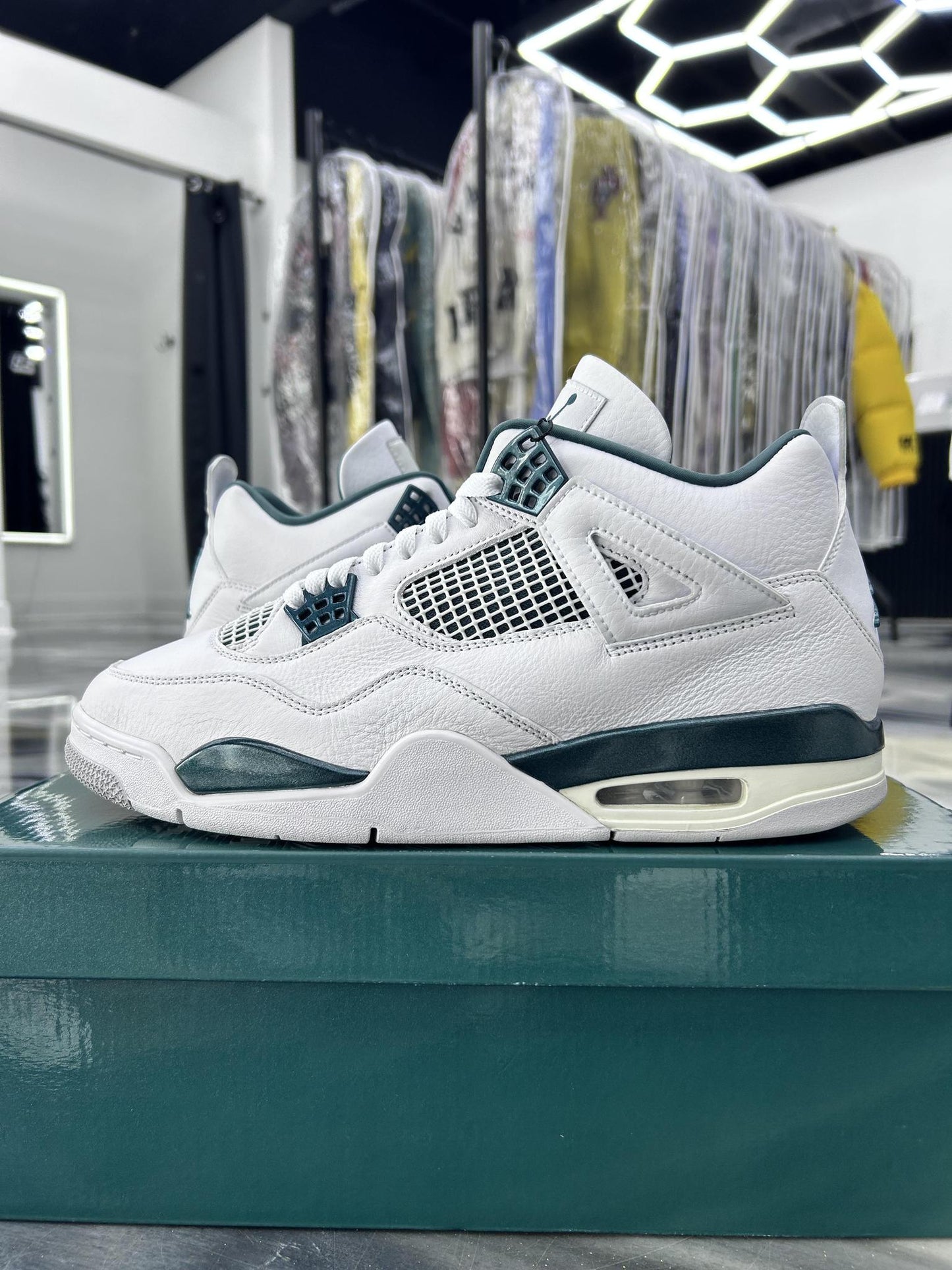 Jordan 4 Oxidized Green Used Size 11.5