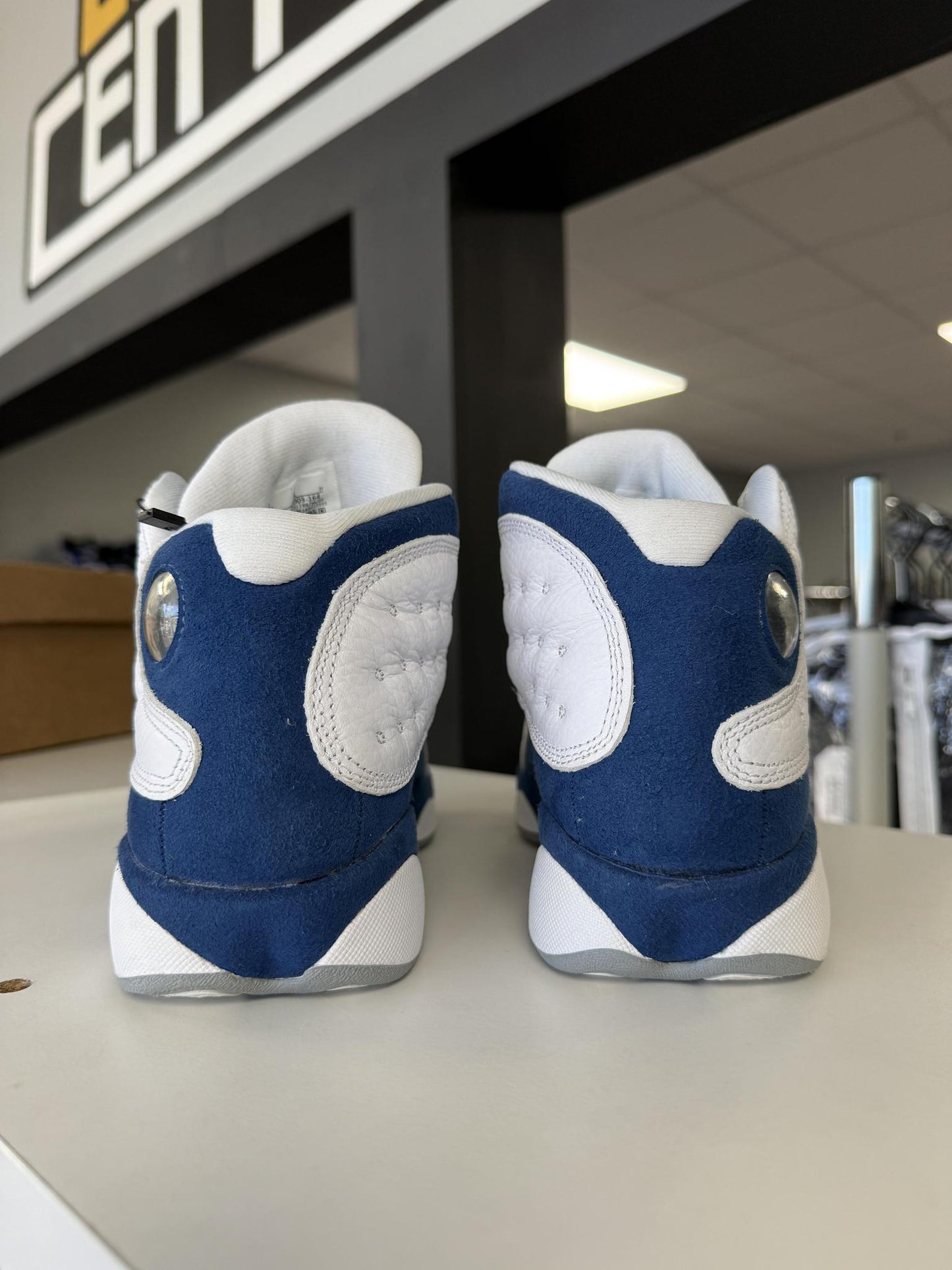 Jordan 13 "French Blue" Used Size 6.5Y/8W