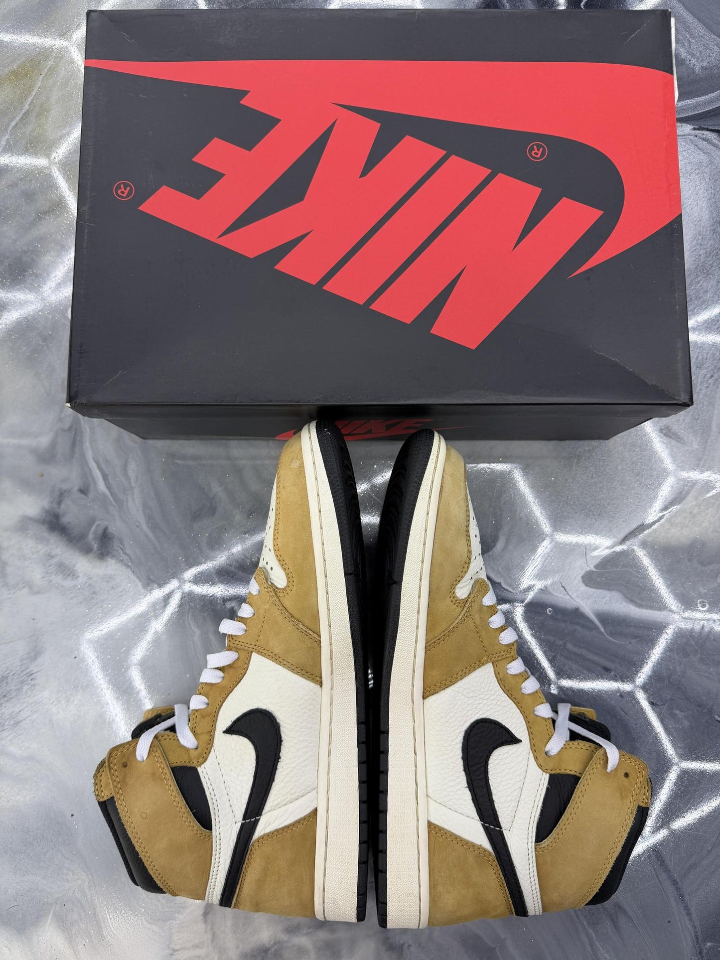 Jordan 1 "Rookie Of The Year" Used Size 11