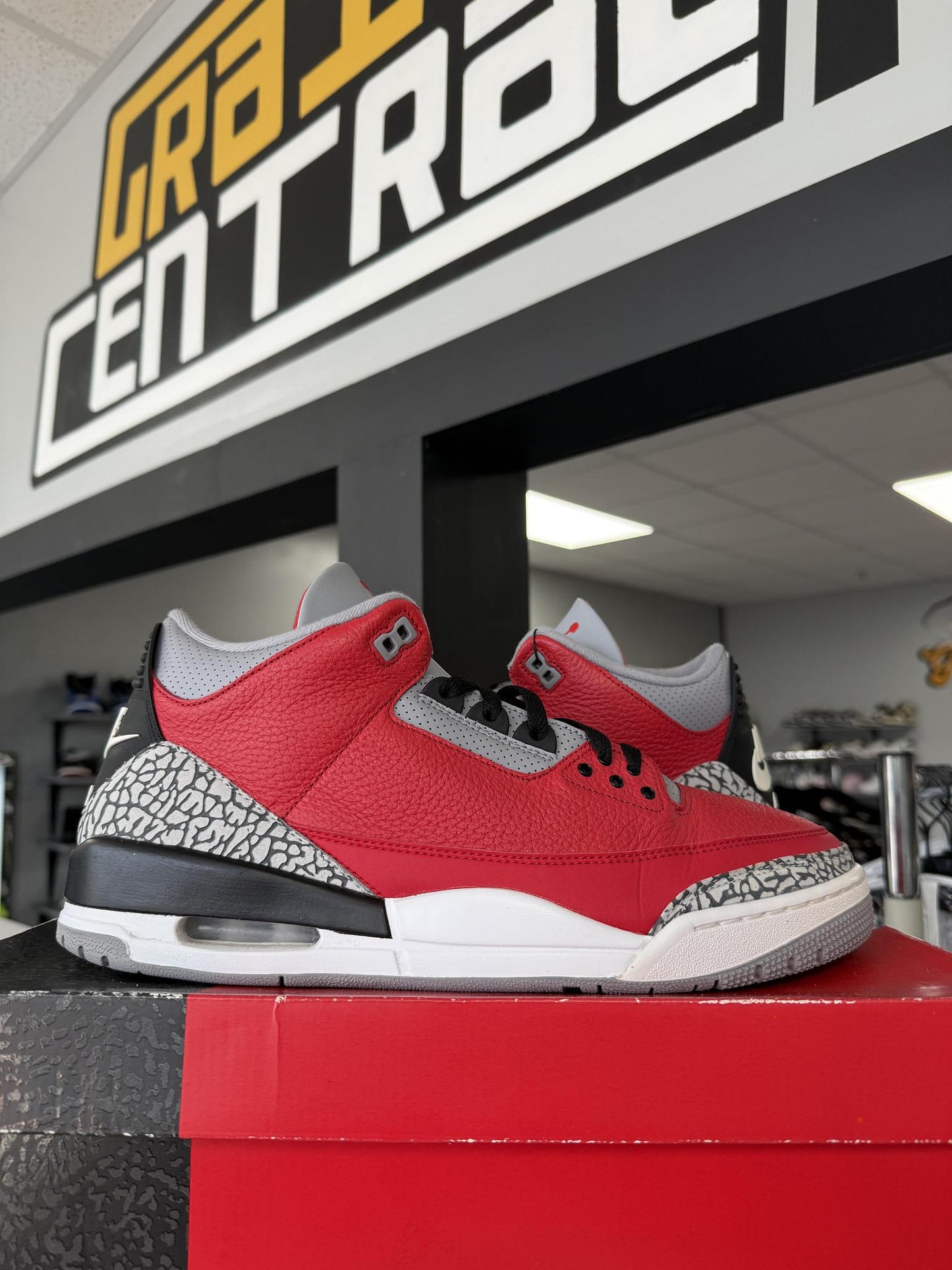 Jordan 3 "Unite" Used