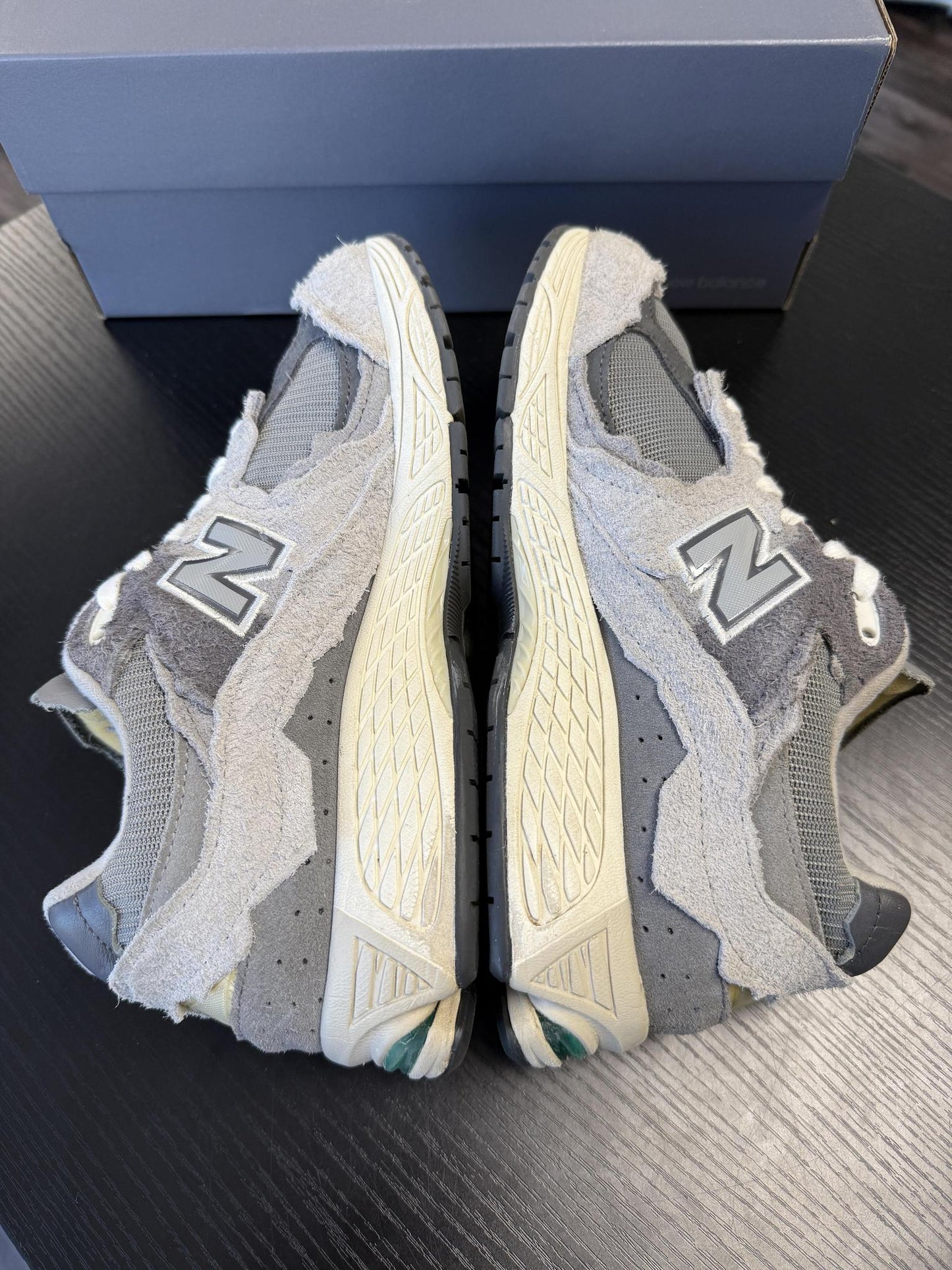 New Balance 2002R "Protection Pack Rain Cloud" Used Size 8.5