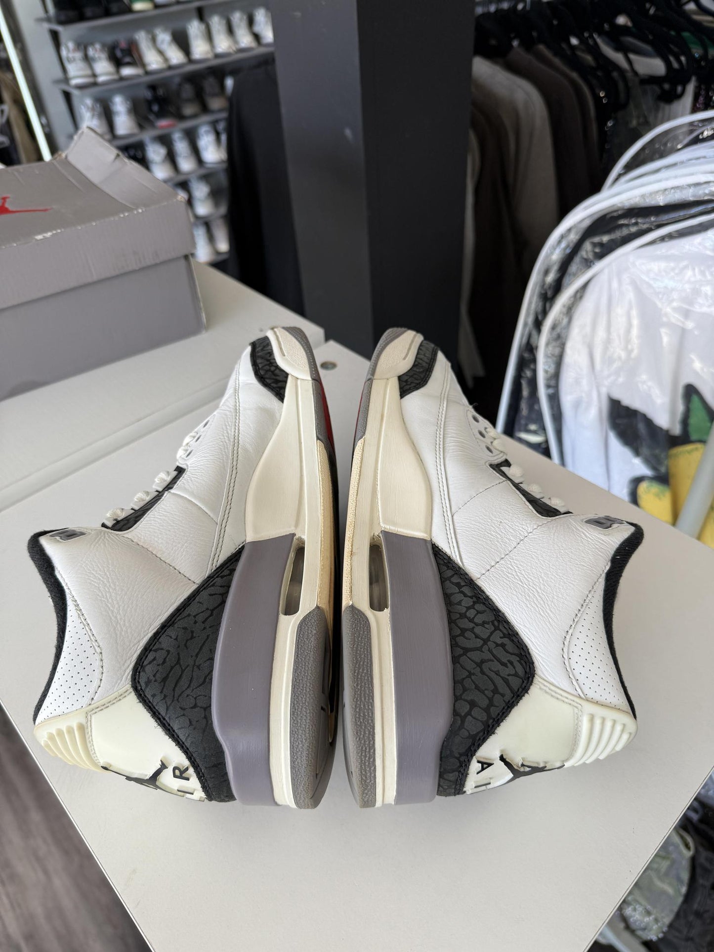 Jordan 3 "Cement Grey" Used Size 9