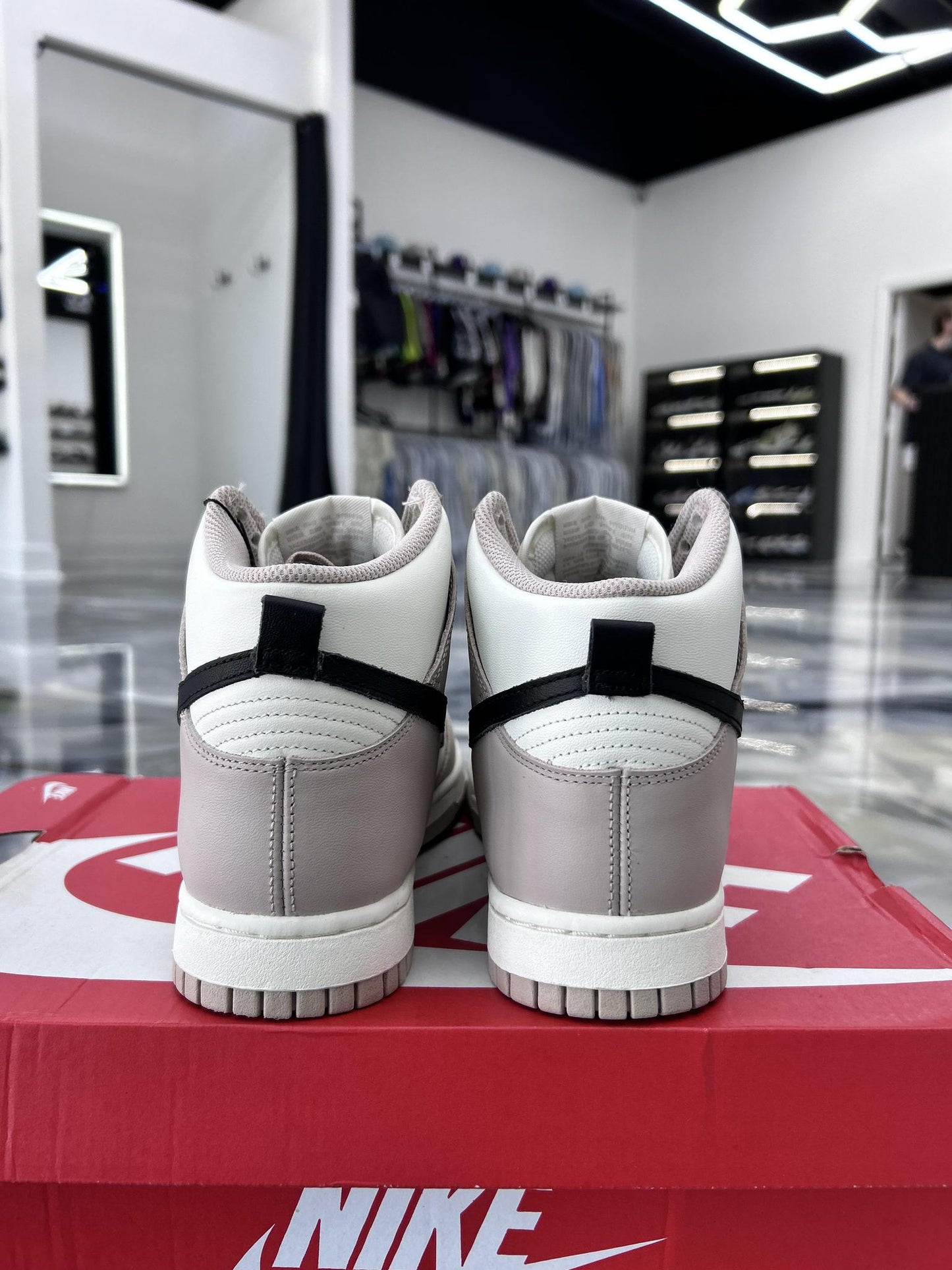 Nike Dunk High "Fossil Stone" Used Size 6.5Y/8W