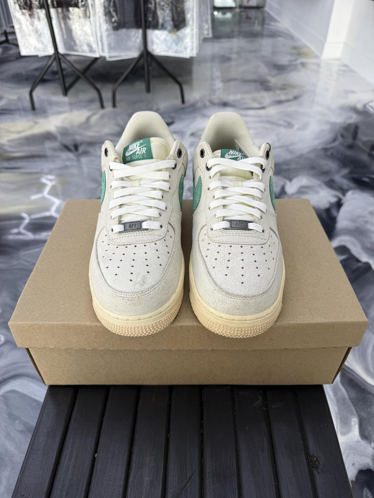Nike Air Force 1 "Test of Time" Used Size 8.5