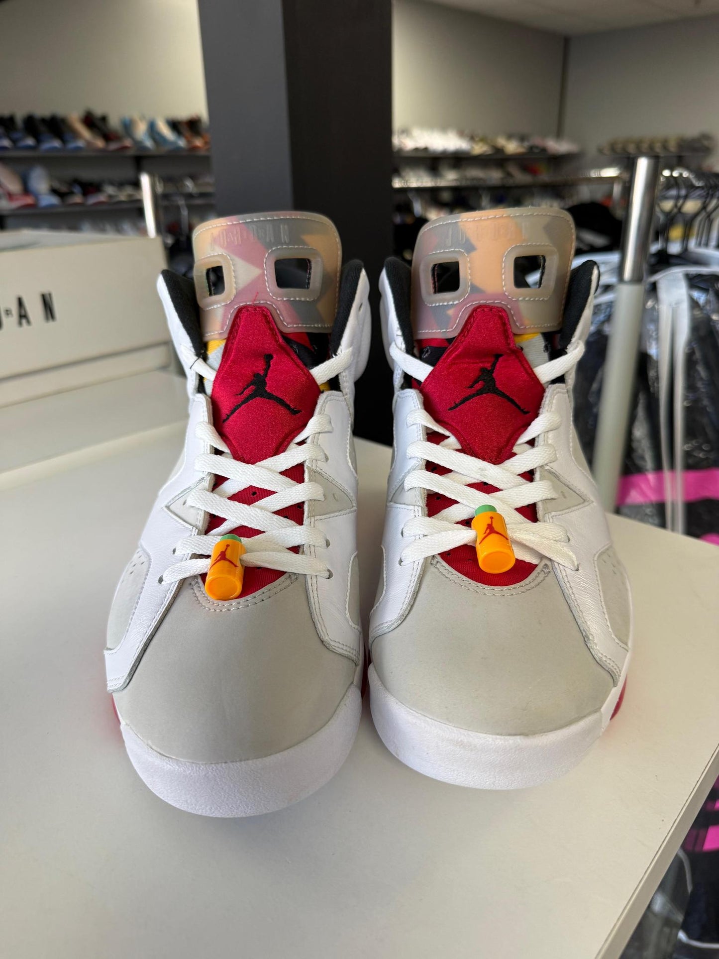 Jordan 6 "Hare" Used Size 8