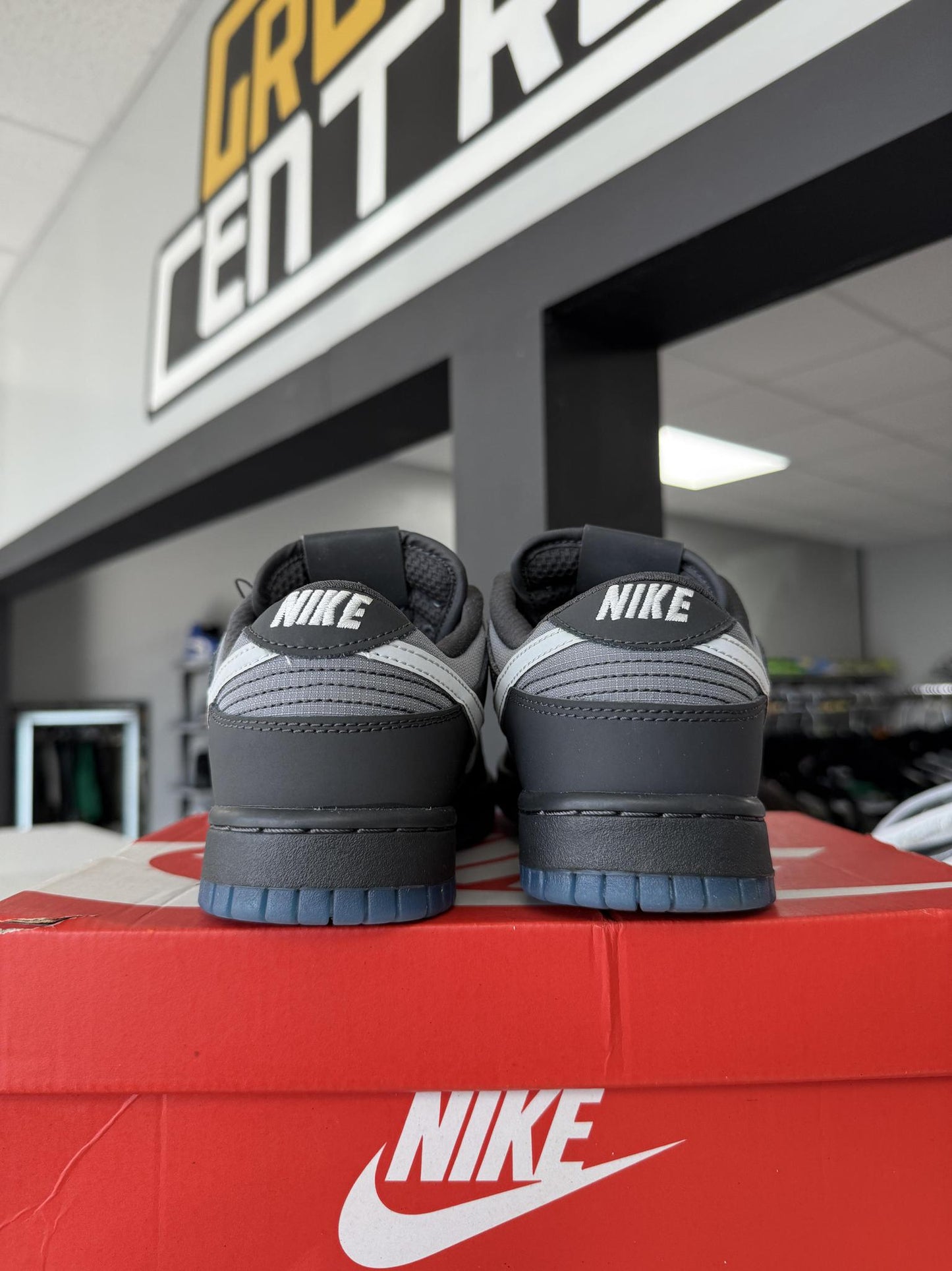 Nike Dunk Low "Anthracite" Used Size 6Y/7.5W