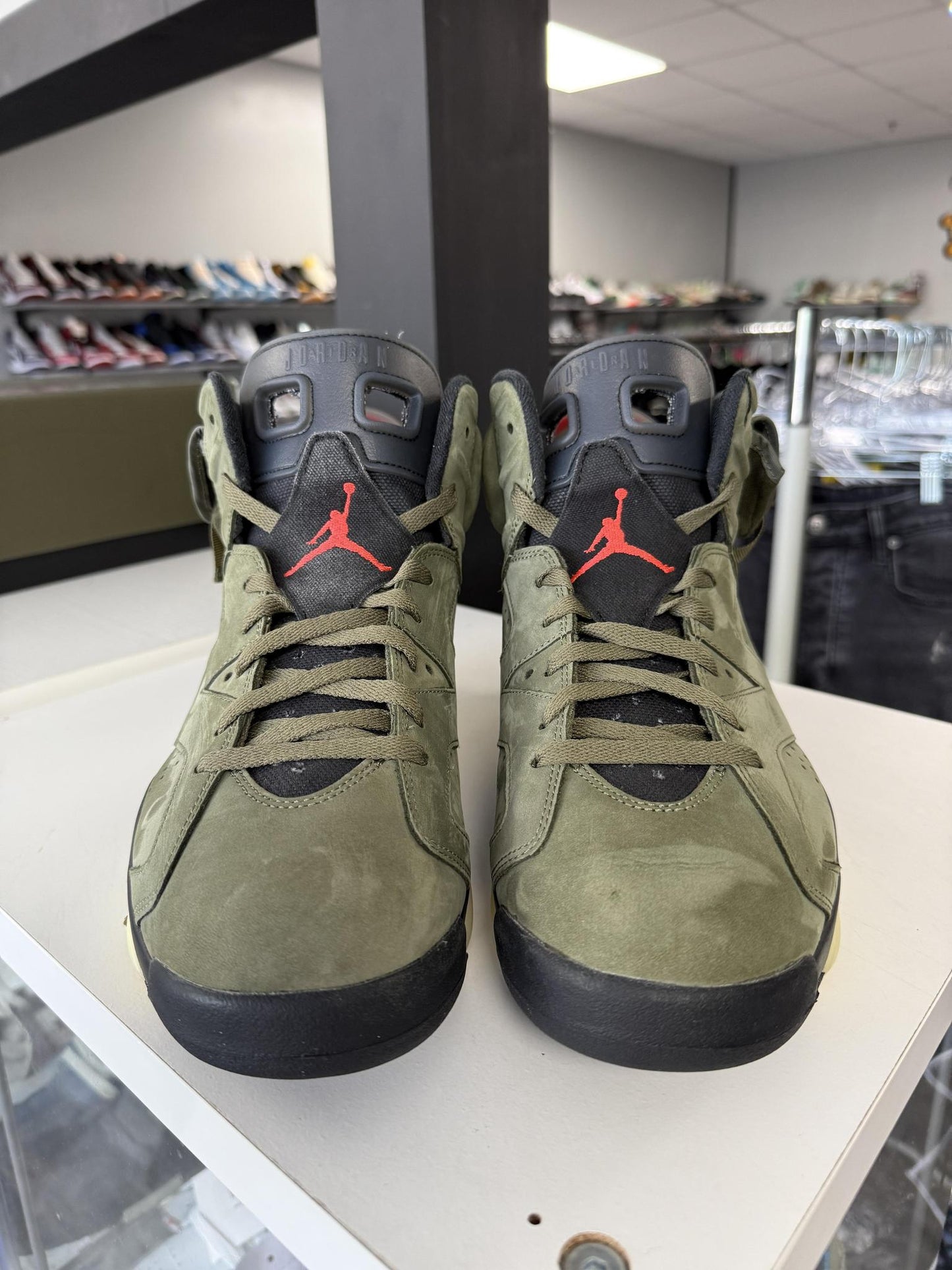 Jordan 6 X Travis Scott "Olive" Used Size 11