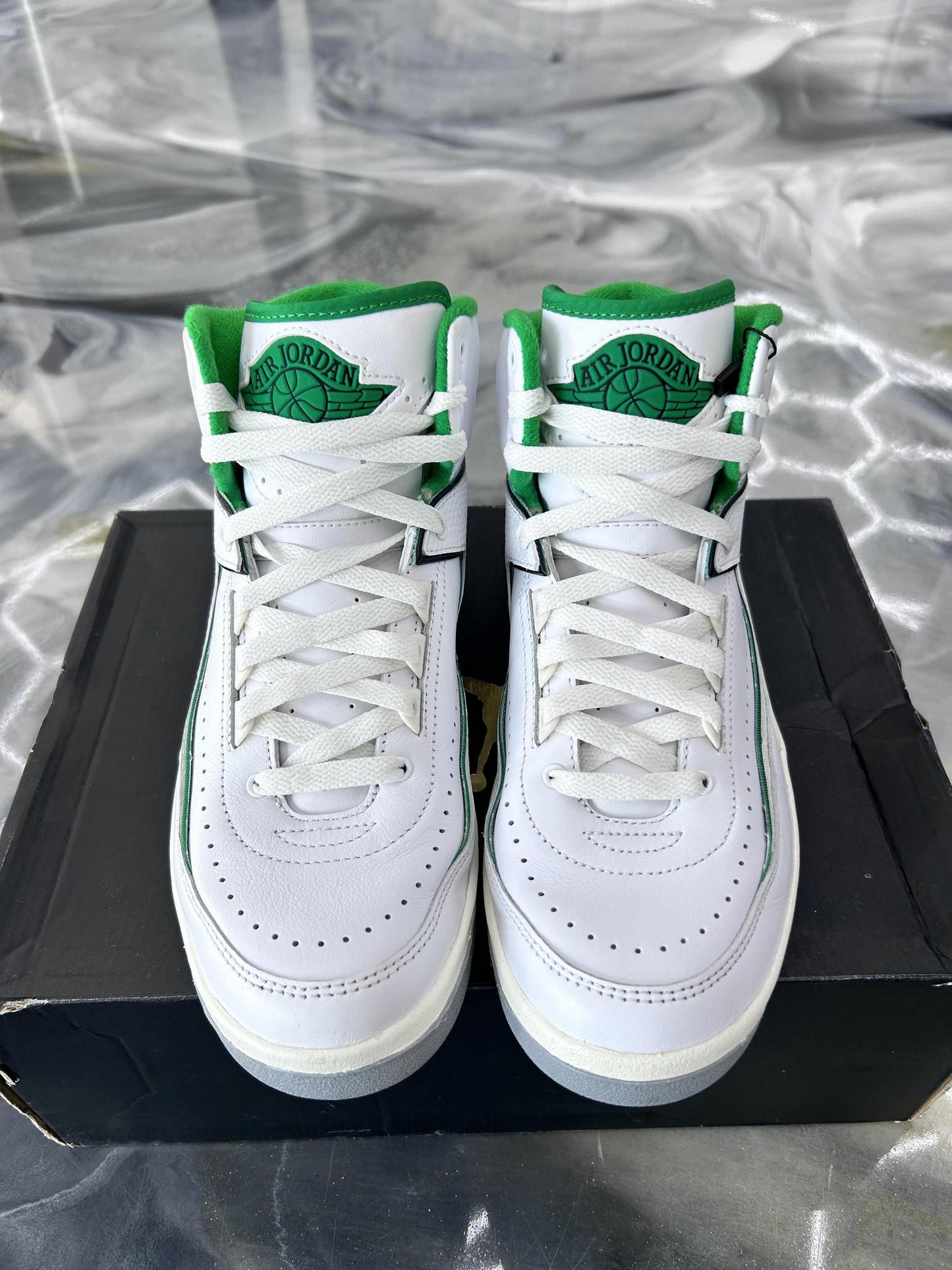Jordan 2 "Lucky Green" Used Size 7Y/8.5W