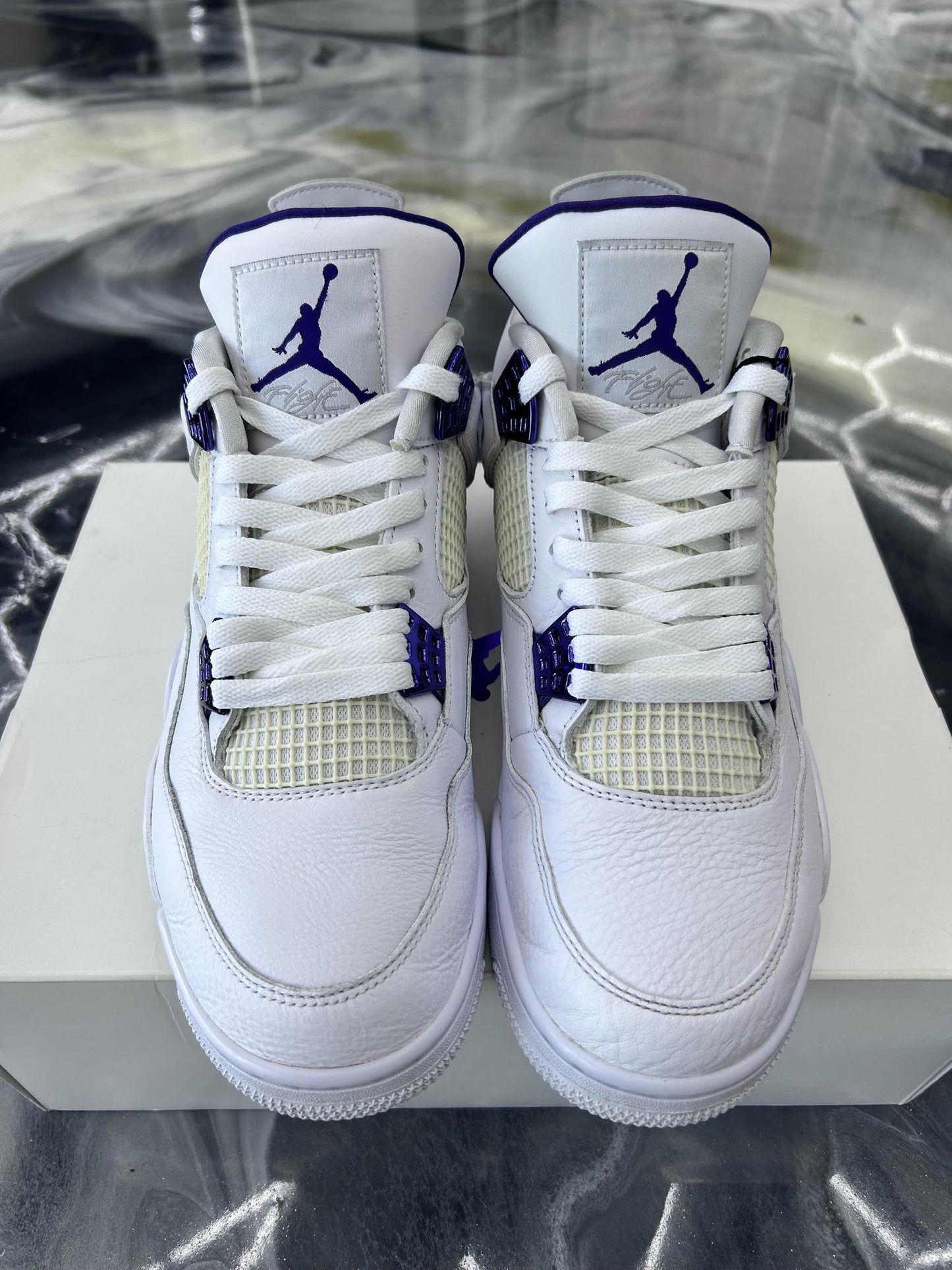 Jordan 4 "Metallic Purple" Used Size 11