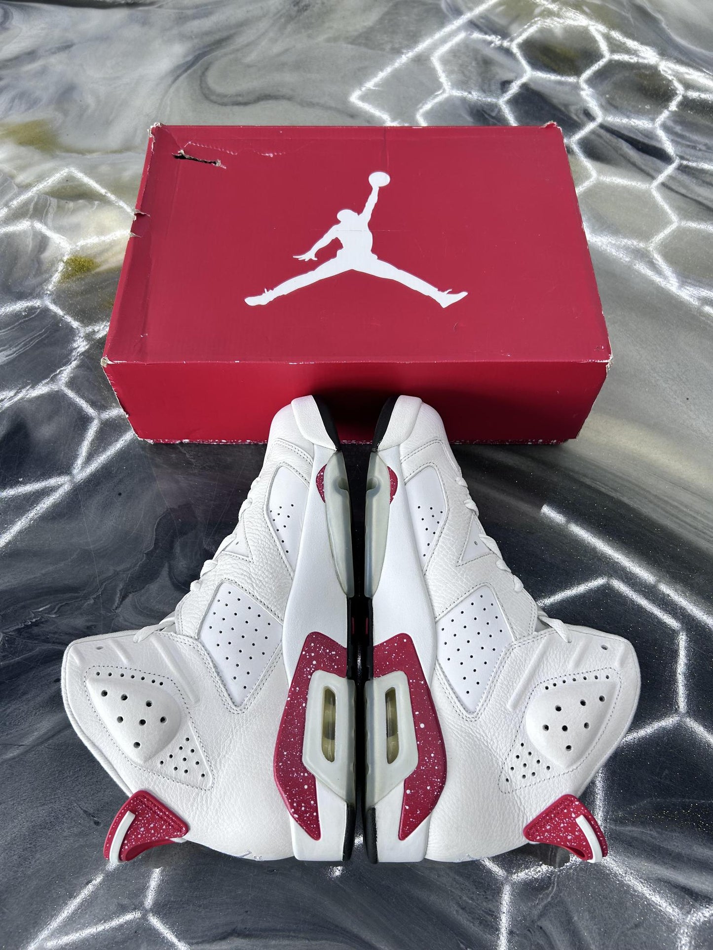 Jordan 6 "Red Oreo" Used Size 12